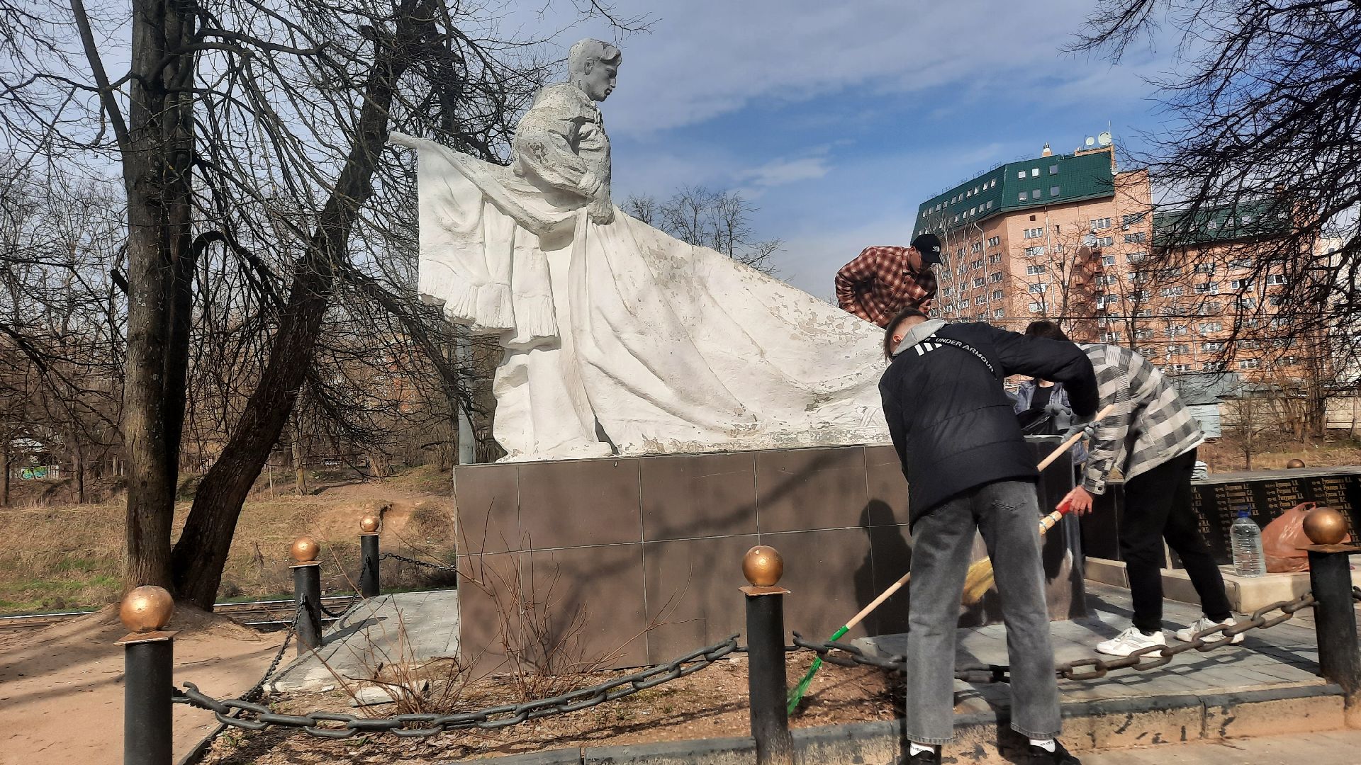 День победы, субботник, Наро-Фоминск, воинские захоронения