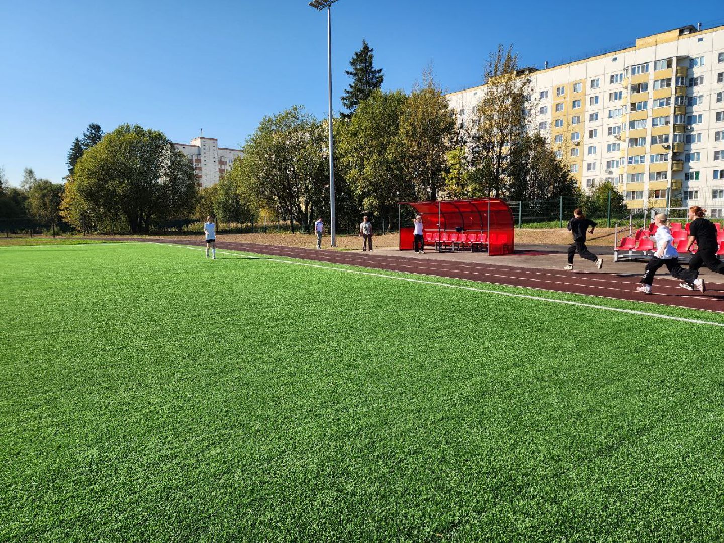 Солнечногорск, Спорт, Стадион, Реконструкция стадиона, Жители,