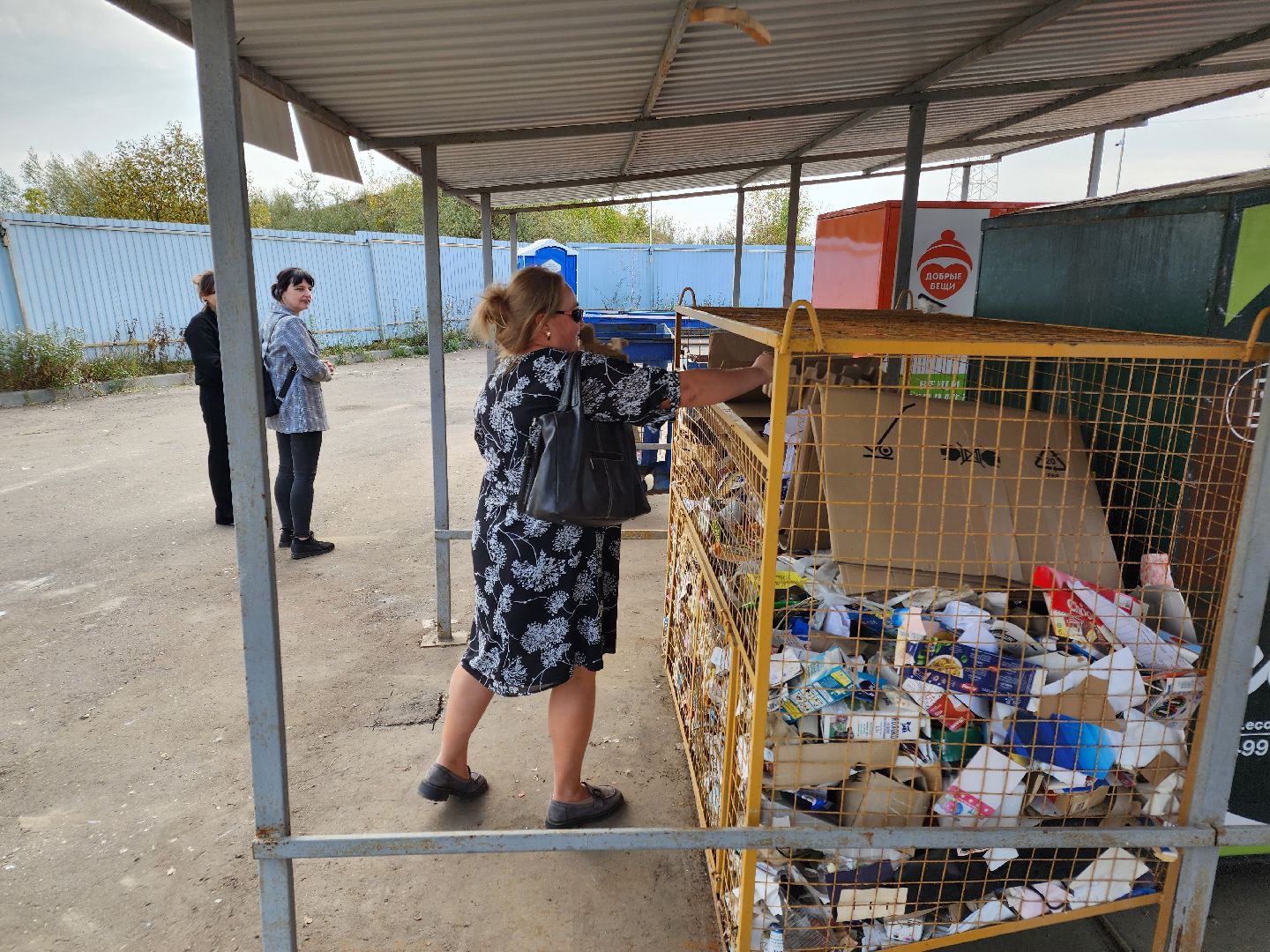 Чехов, улица 8 Марта, площадка Мегабак, открытие, раздельный сбор мусора, твердые коммунальные отходы, нацпроект экология,