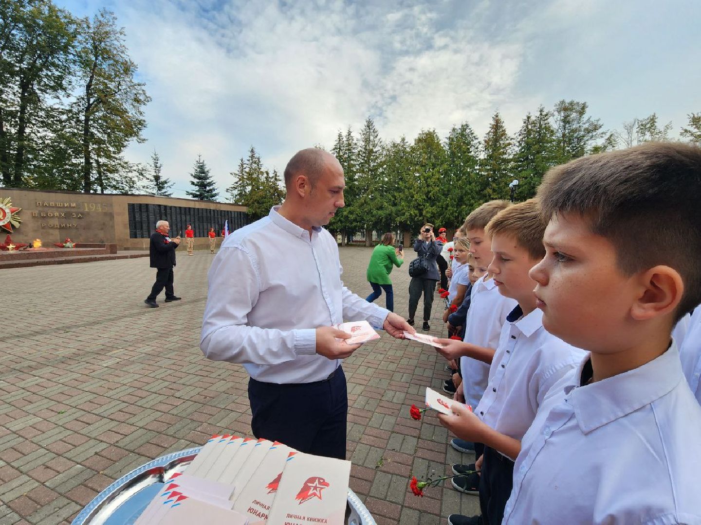 можайск, можайский городской округ, подмосковье, юнармия, всероссийское военно-патриотическое движение, школьники, дети, юные патриоты, торжественная церемония, вступление в ряды юнармии,