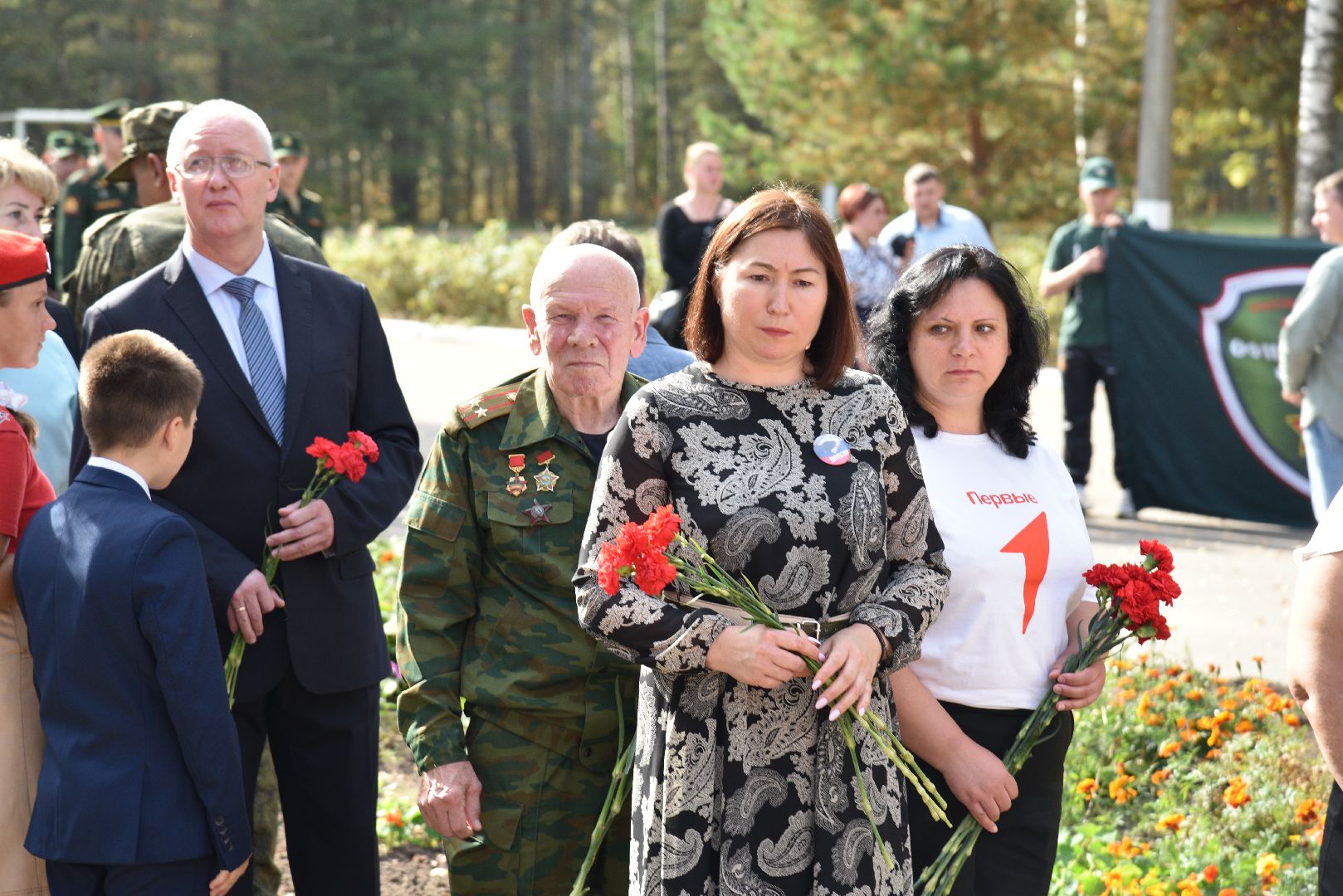 лотошино, микулино, микулинская гимназия, сво, памятная доска,