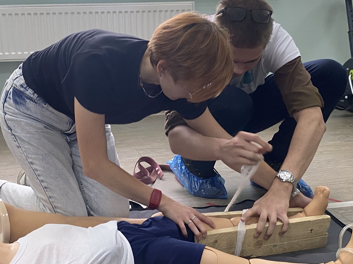 первая медицинская помощь, НИКИ детства, доврачебная помощь, помощь при травме, обучение волонтеров-медиков,