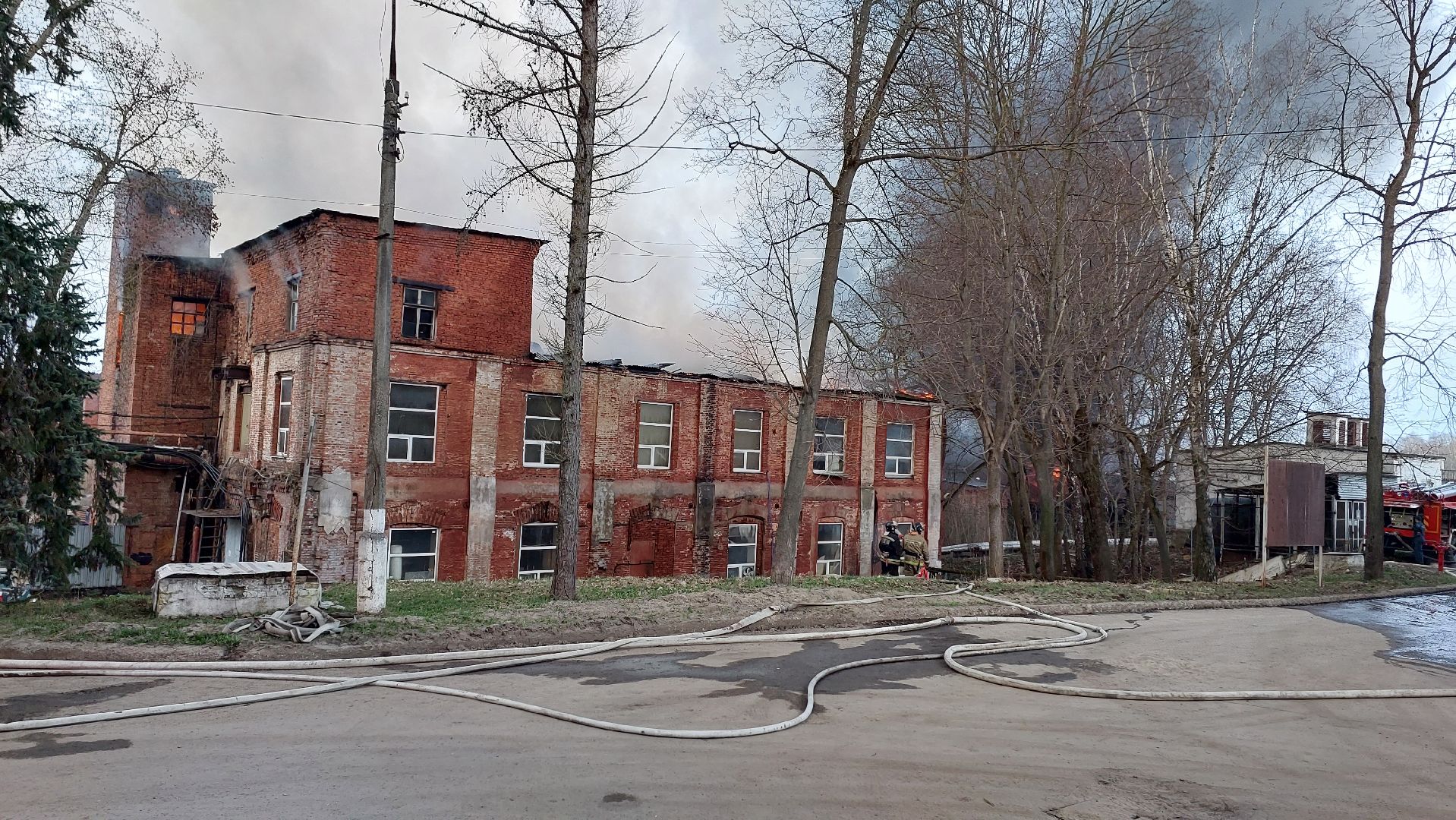 чп, мчс, пожар, бумажная фабрика, серпухов,