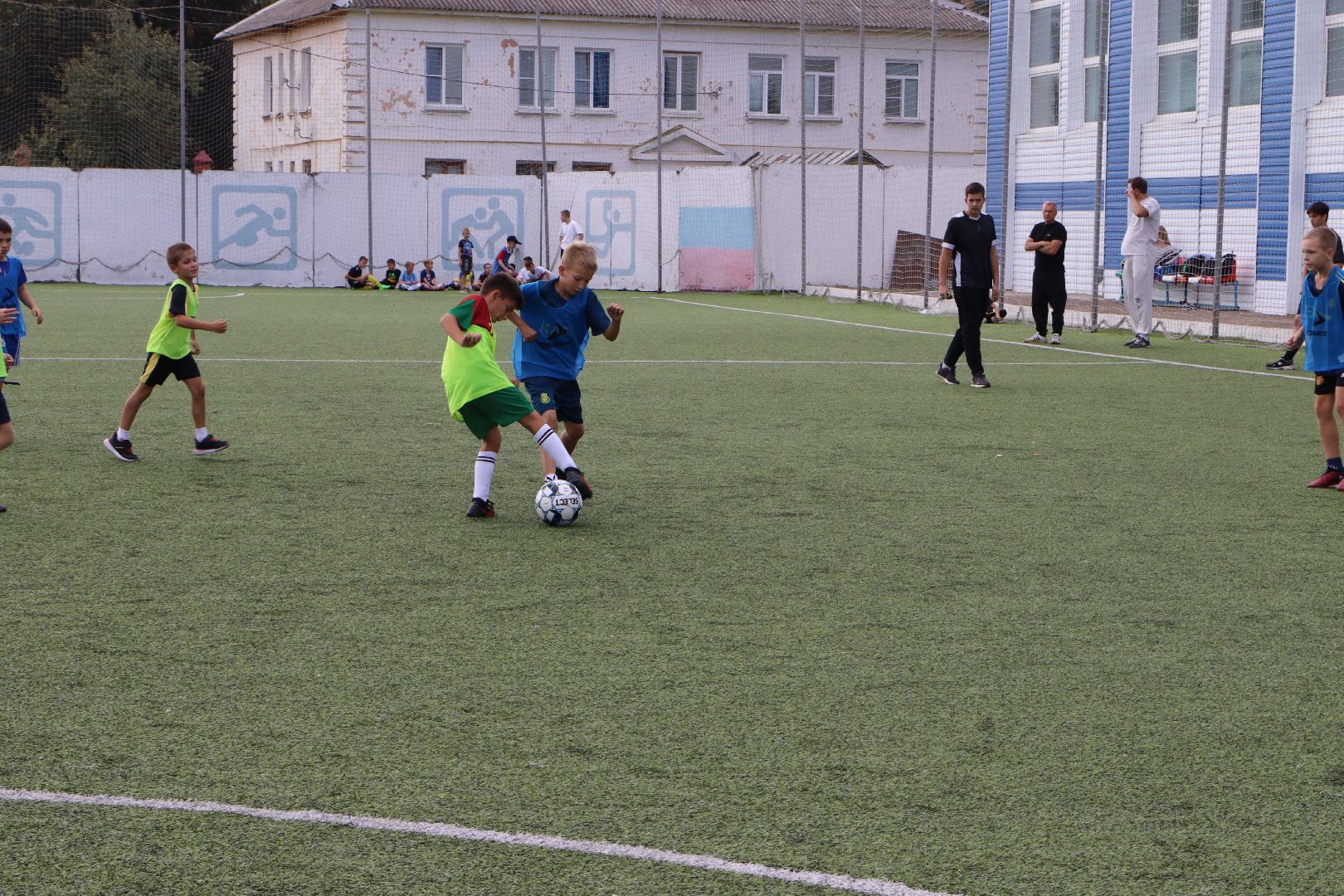 Серебряные Пруды, футбол, надежда Подмосковья Кавалер ордена Мужества, Сергей Мясин, СК Молодежный,