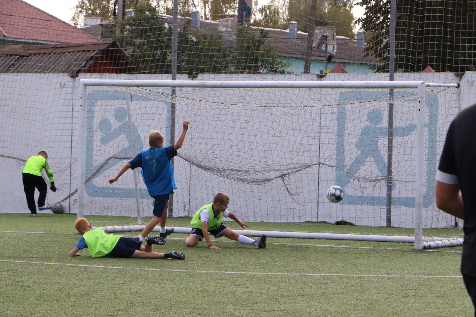 Серебряные Пруды, футбол, надежда Подмосковья Кавалер ордена Мужества, Сергей Мясин, СК Молодежный,