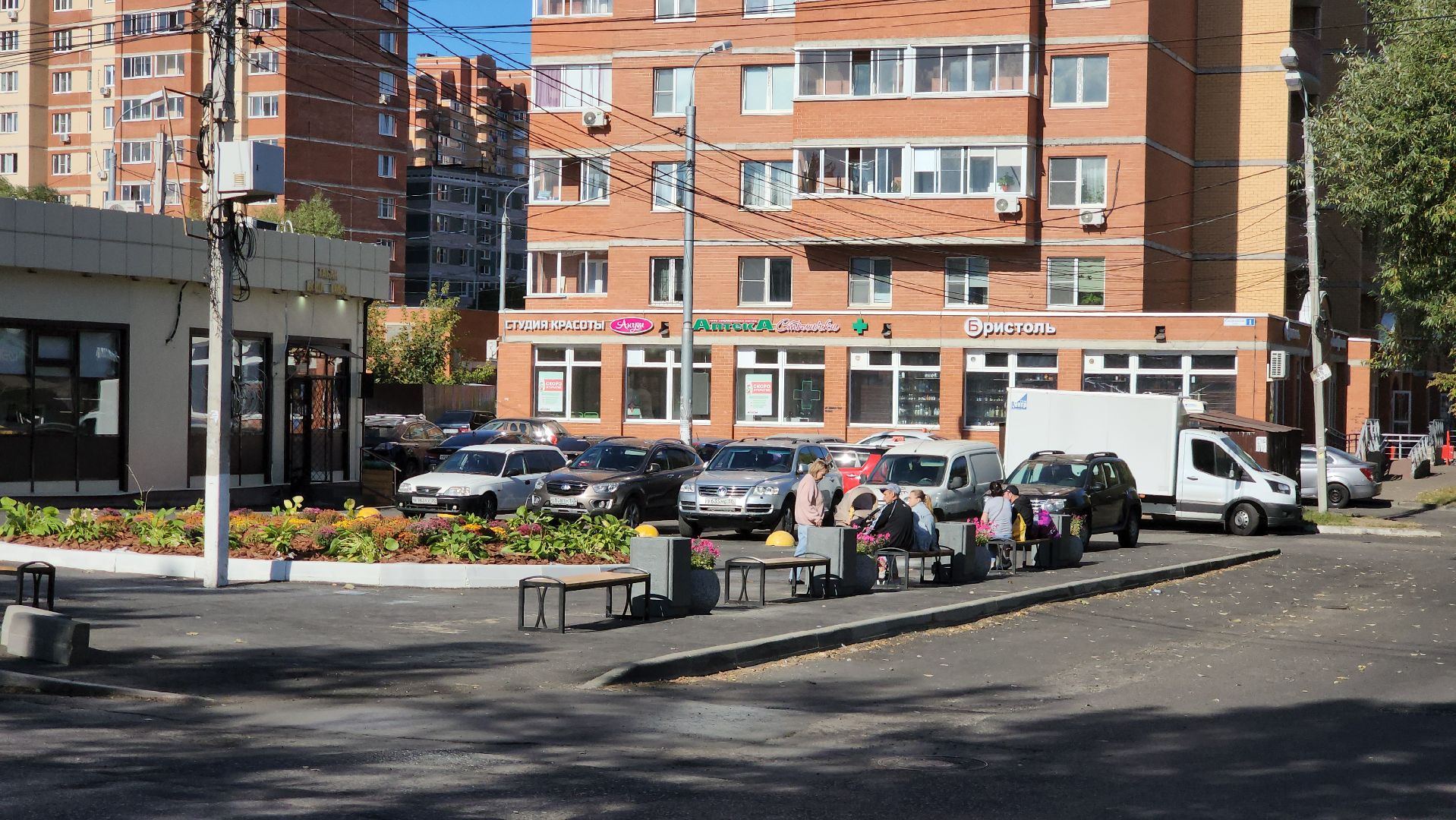 Площадь, цветники, Благоустройство, Лобня,