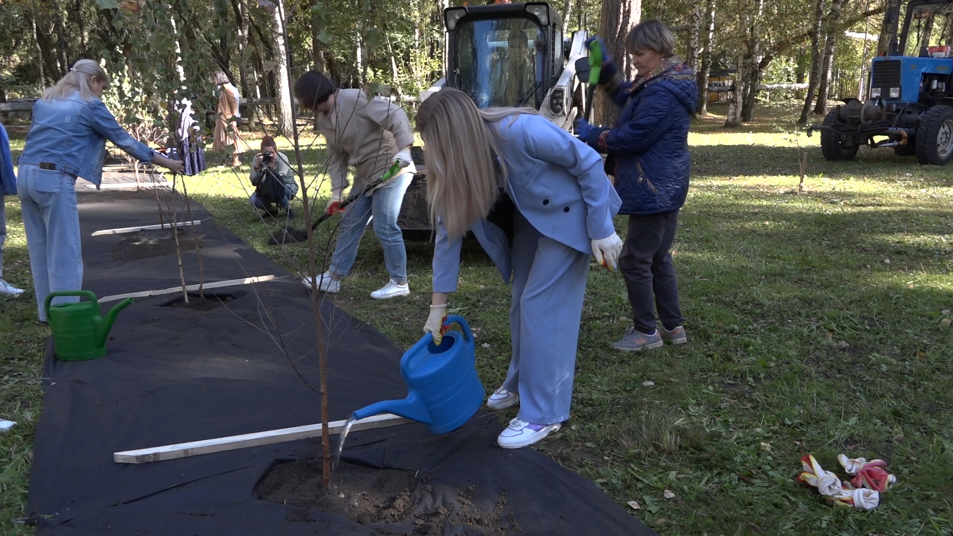 акция посадка деревьев, озеленение Власихи, День в лесу сохраним лес вместе, посади свое дерево, березовая роща Власиха,
