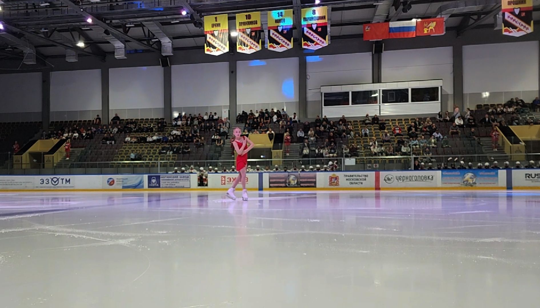 хоккей, спорт, спорт московской области, электросталь, электросталь спортивная, хоккейный клуб, хоккеисты, лдс кристалл,