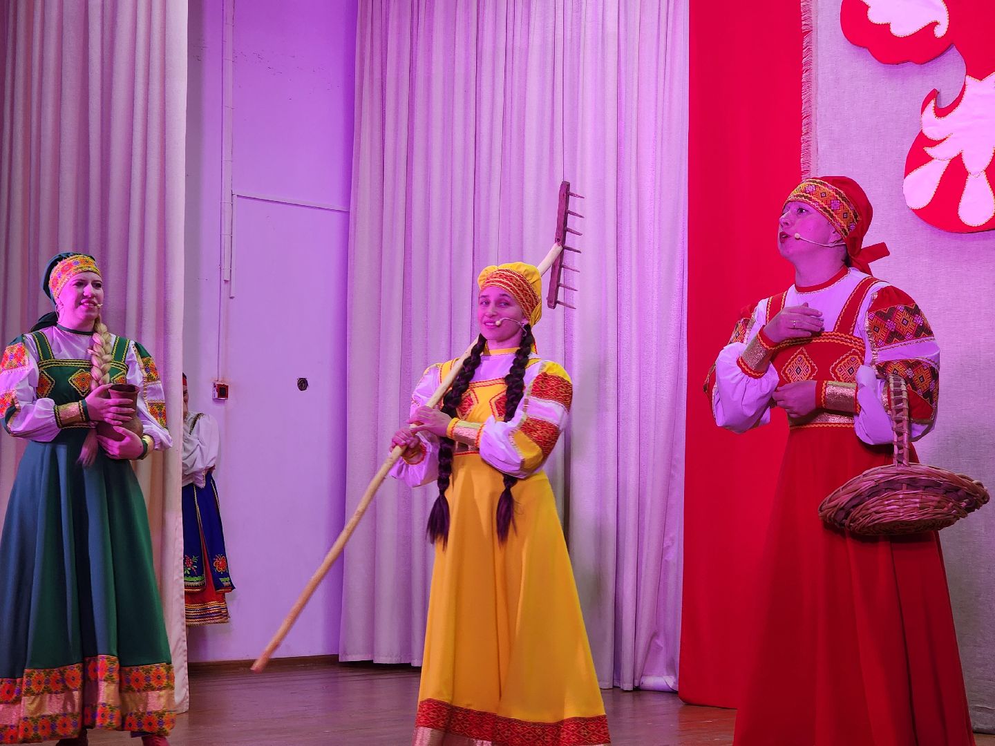 Новостройка, Богородский округ, Жители, Общество, Фестиваль, День поселка, Нородное творчество,