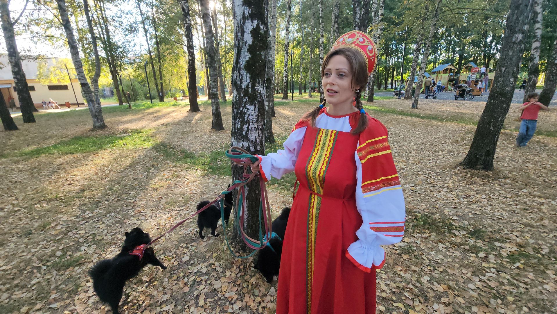 долгопрудный, кинологи, танец с бубном,