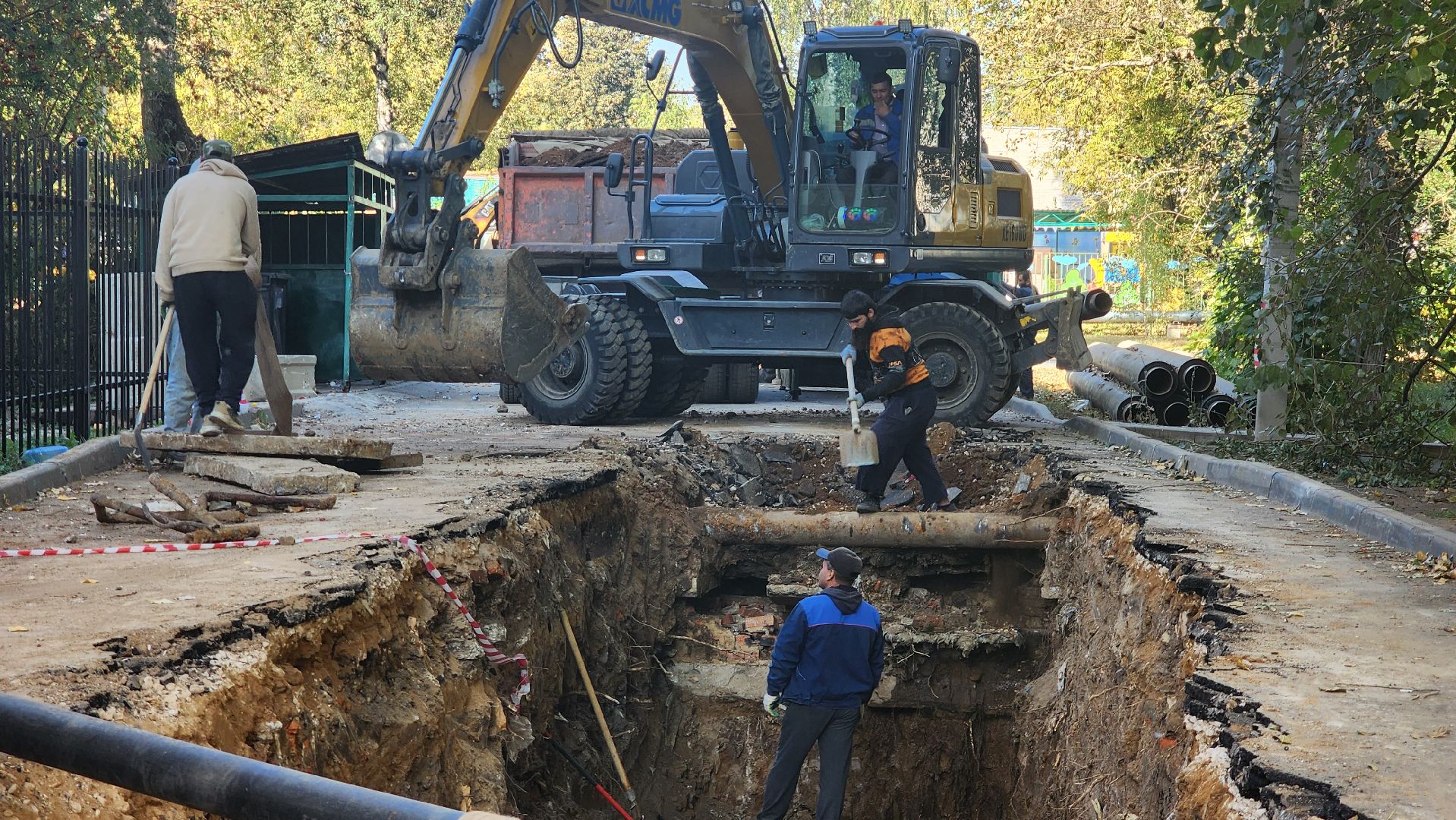 Теплосеть, Лобня, Прокладка труб,