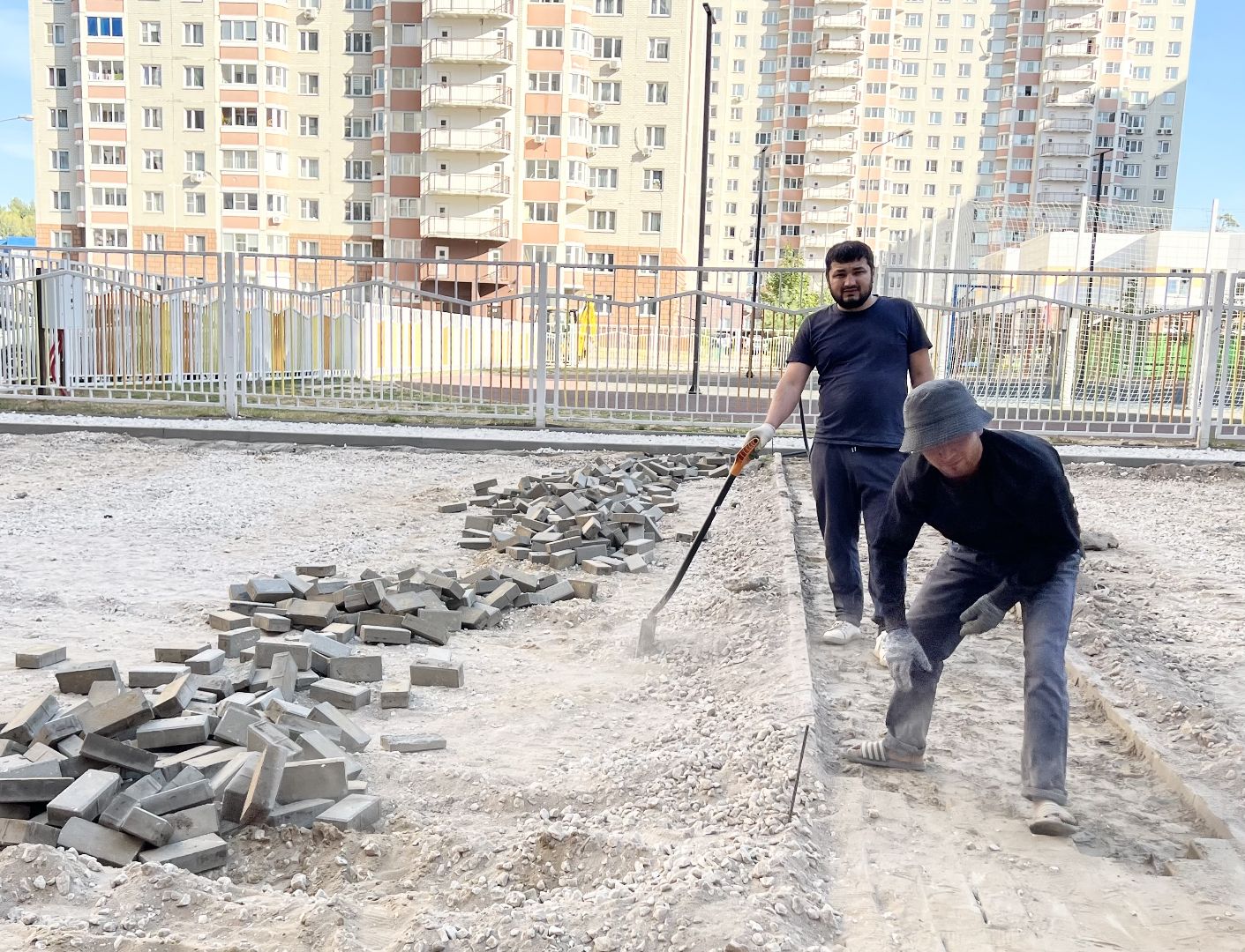 Балашиха, Подмосковье, благоустройство дворов в подмосковье, благоустройство дворовых территорий в балашихе,ЖК Леоновский парк,