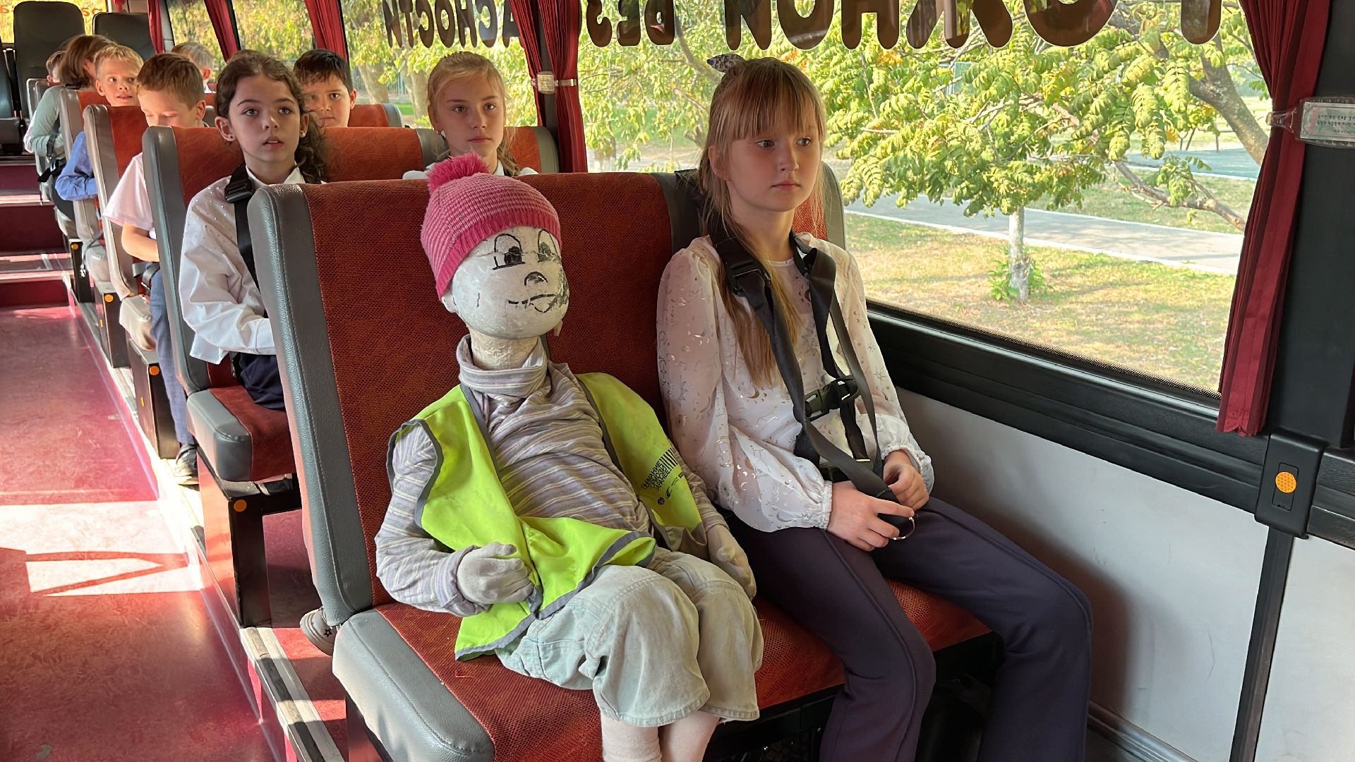 безопасное движение, безопасность, ремень безопасности, автобус,