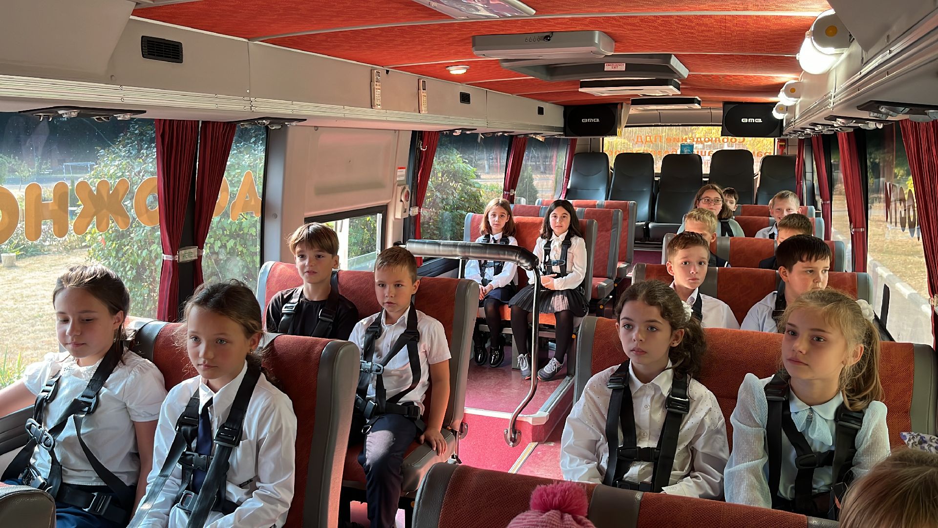 безопасное движение, безопасность, ремень безопасности, автобус,