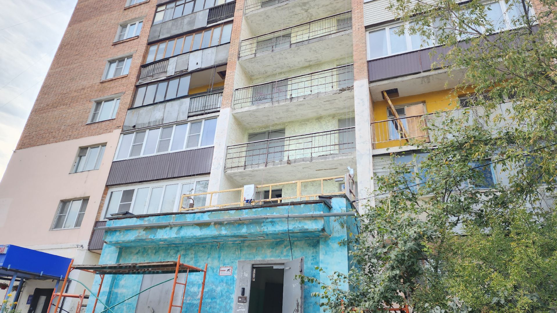 пушкино, капремонт, мкд, мкд старый фонд, ремонт фасада, бригада рабочих,