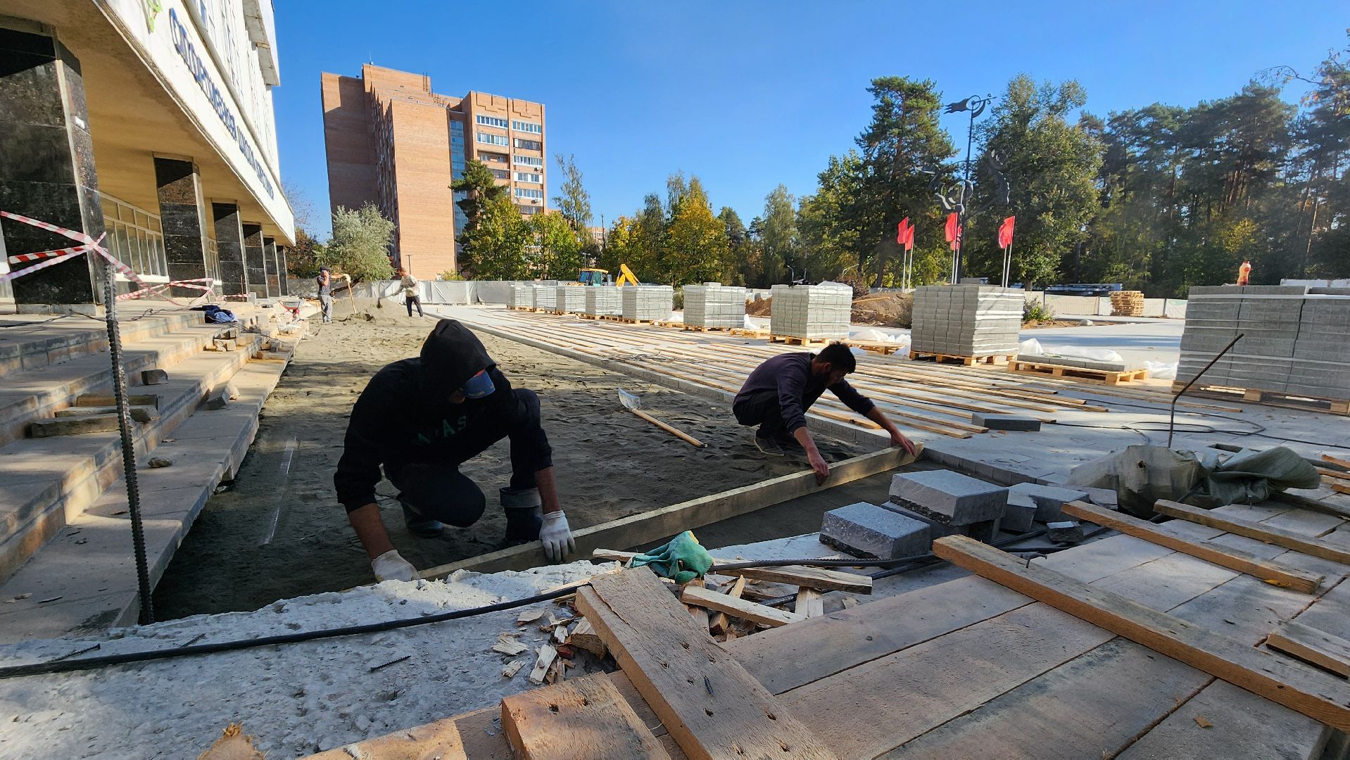 старт, площадь у спортшколы, благоустройство, протвино, плиточное покрытие,