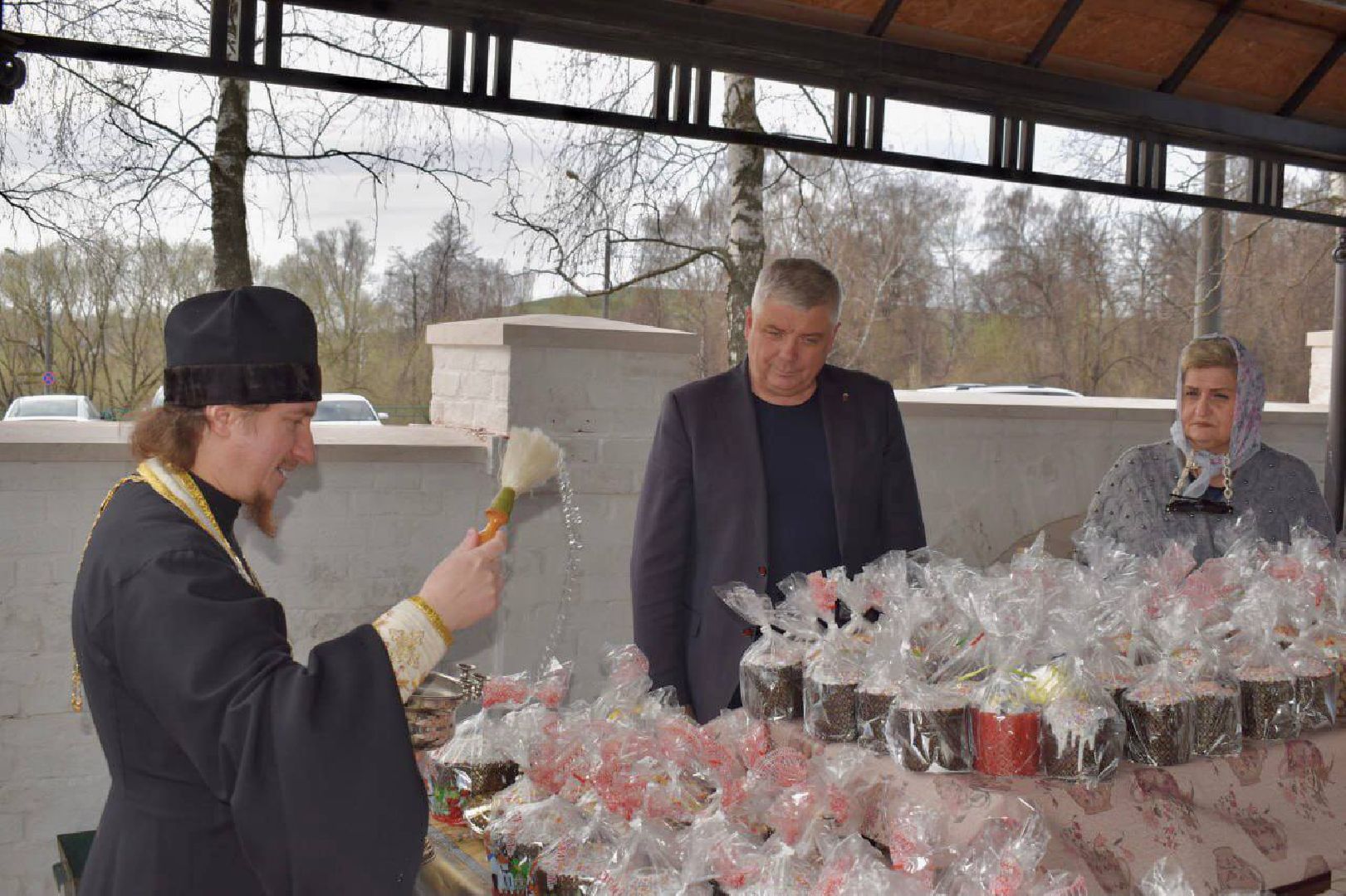 Балашиха, Пасха Христова, куличи, храмы, депутаты, Московская областная дума, Тарас Ефимов