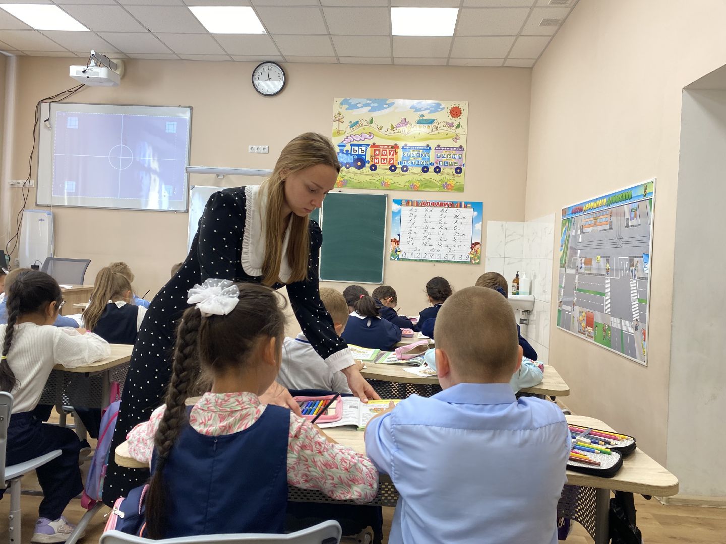 Школа, Урок, Новый учитель, Дети,