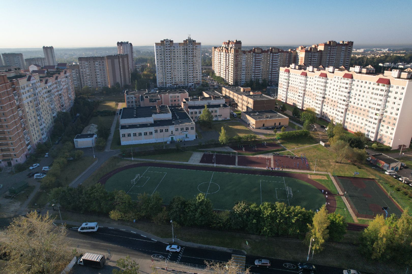 видео с коптера, школа, герой,