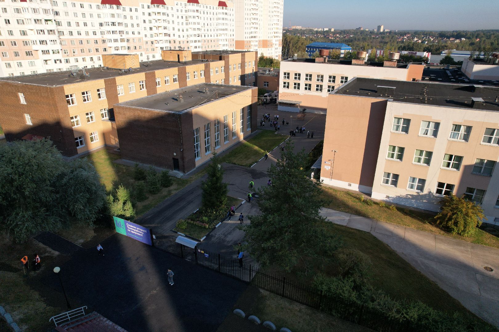 видео с коптера, школа, герой,