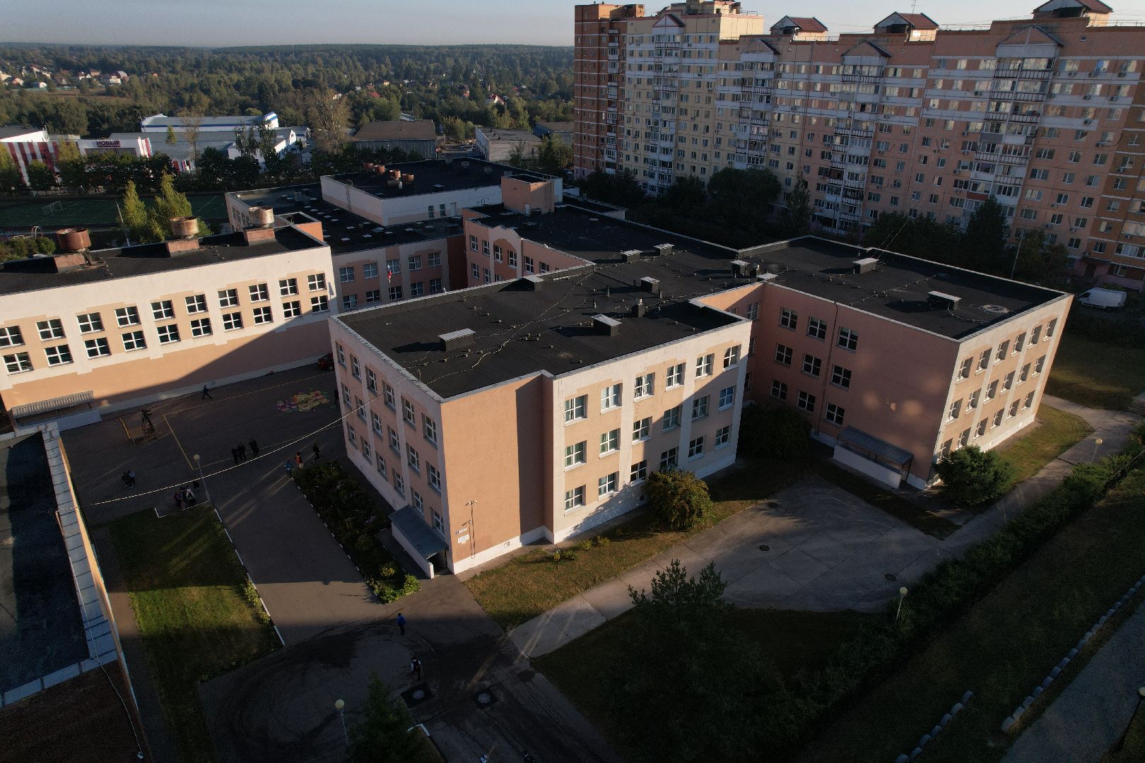 видео с коптера, школа, герой,