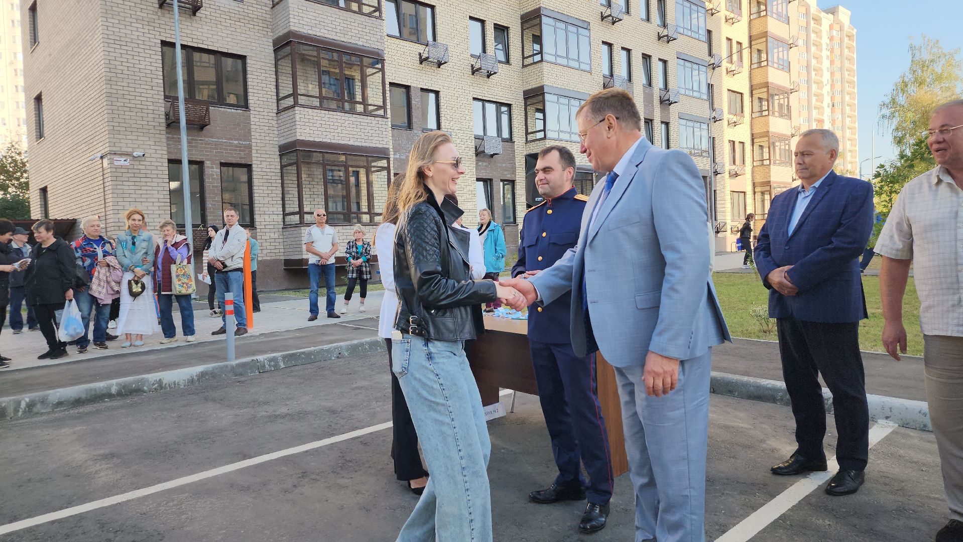 переселение из аварийного жилья, аварийное жилье, вручение ключей переселенцам, Старая Купавна, Богородский городской округ,