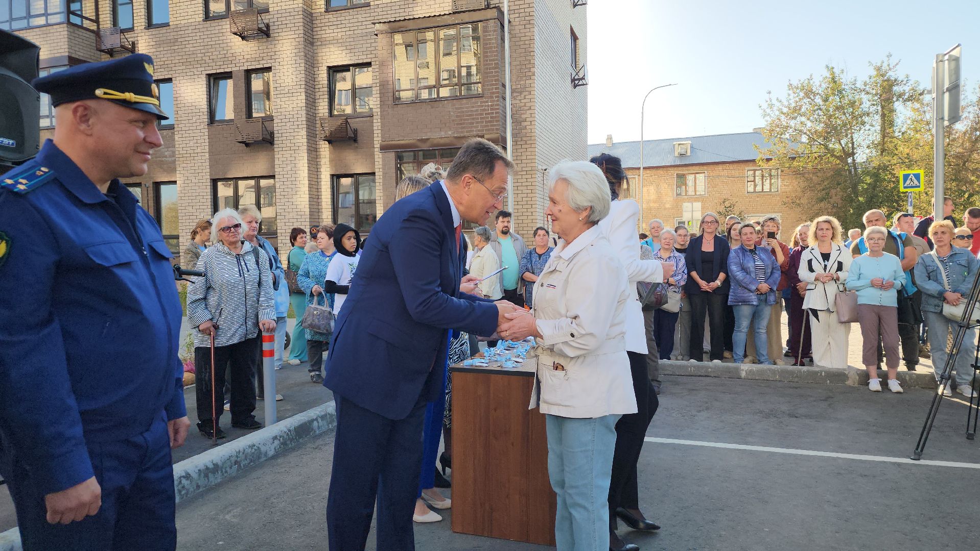 переселение из аварийного жилья, аварийное жилье, вручение ключей переселенцам, Старая Купавна, Богородский городской округ,