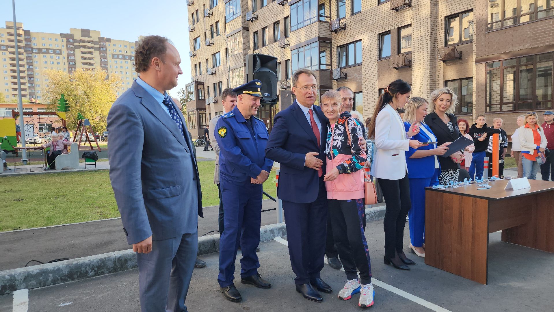 переселение из аварийного жилья, аварийное жилье, вручение ключей переселенцам, Старая Купавна, Богородский городской округ,