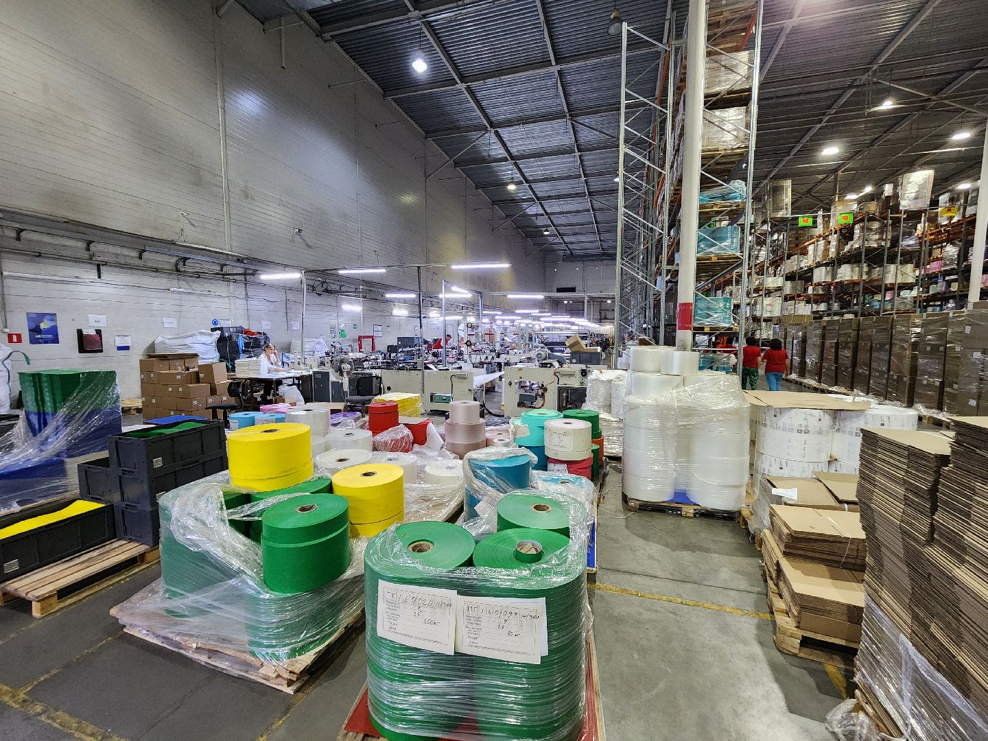 Чехов, мебельная фабрика, производитель мебели, кресла, стулья, Бюрократ, импортозамещение, комплектующие,