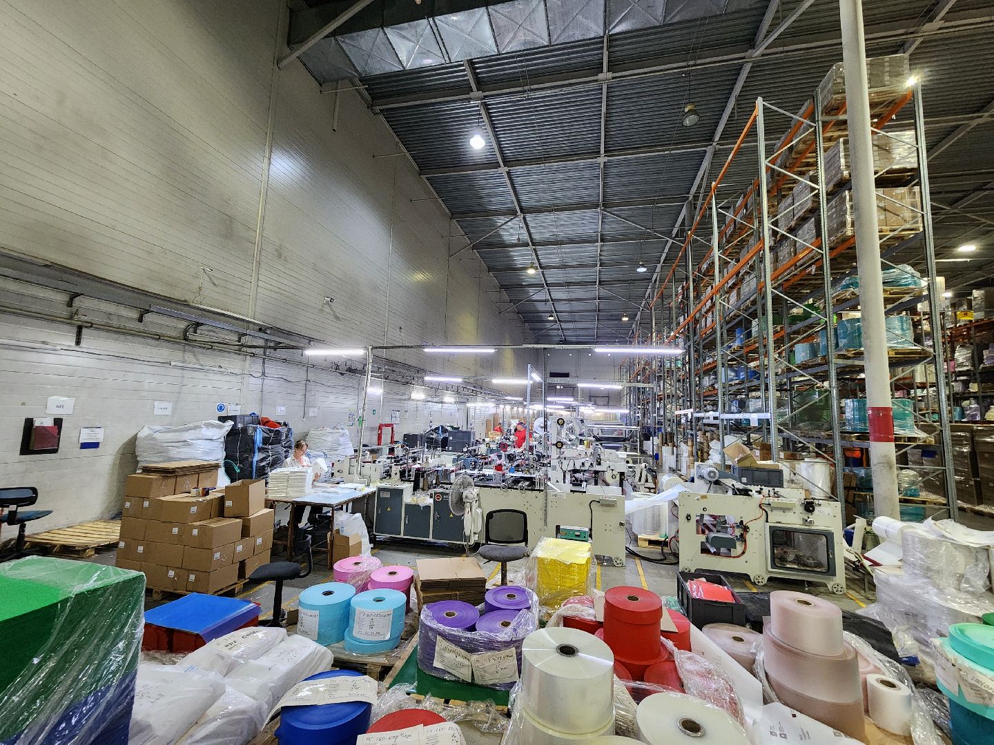 Чехов, мебельная фабрика, производитель мебели, кресла, стулья, Бюрократ, импортозамещение, комплектующие,