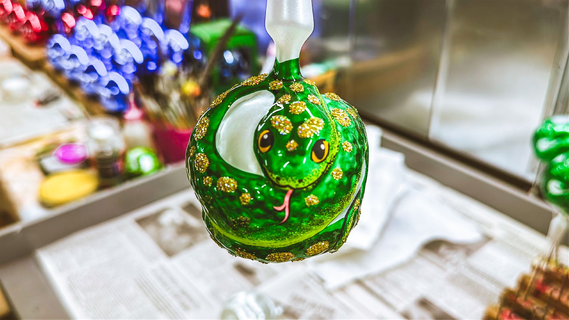 Клин, общество, елочные игрушки, экономика, Подмосковье, Народные художественные промыслы России, год змеи,