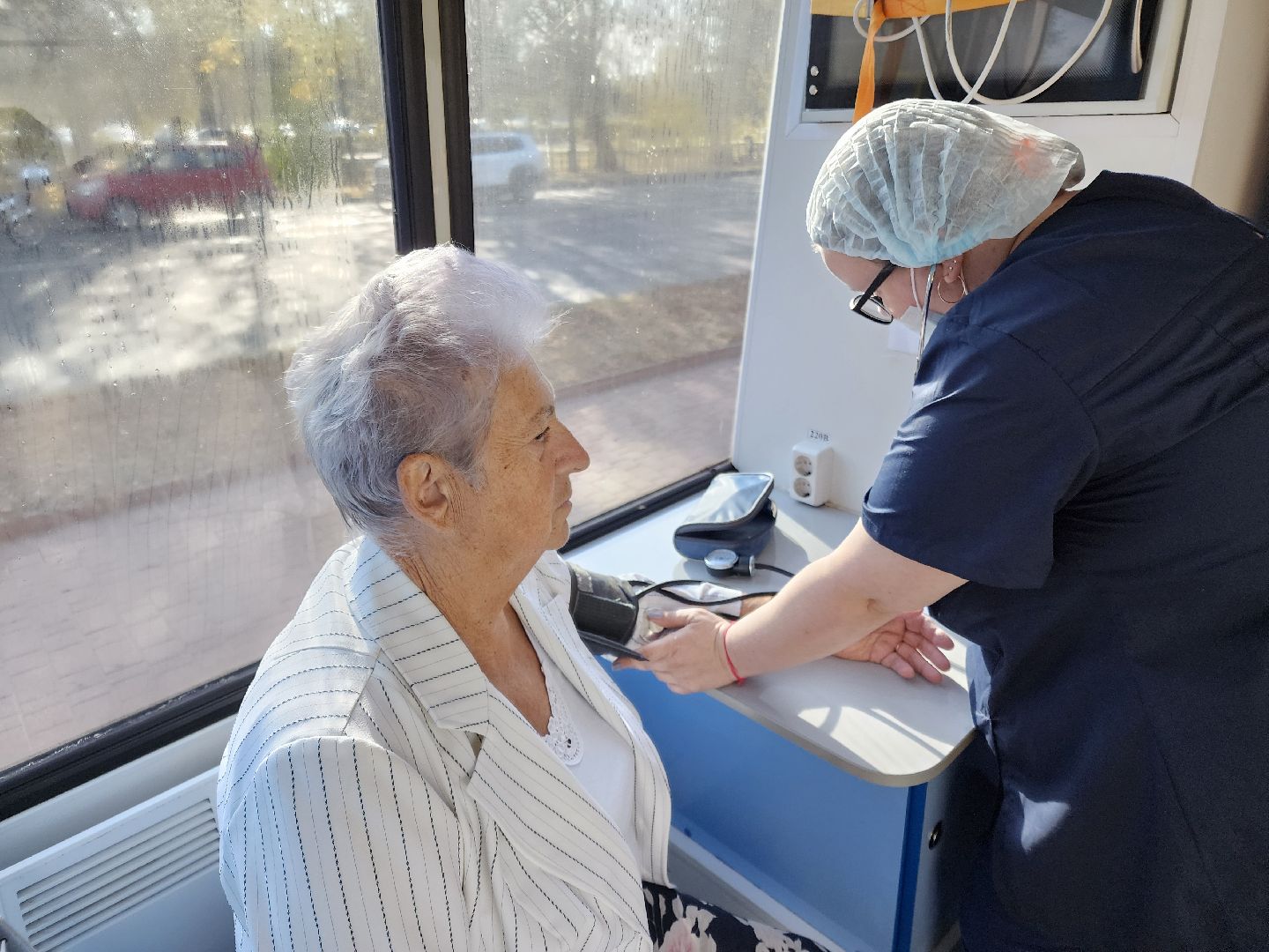 Чехов, городской парк, фельдшерско-акушерский пункт, диспансеризация, вакцинация, проверить здоровье, прививки, Чеховская больница,