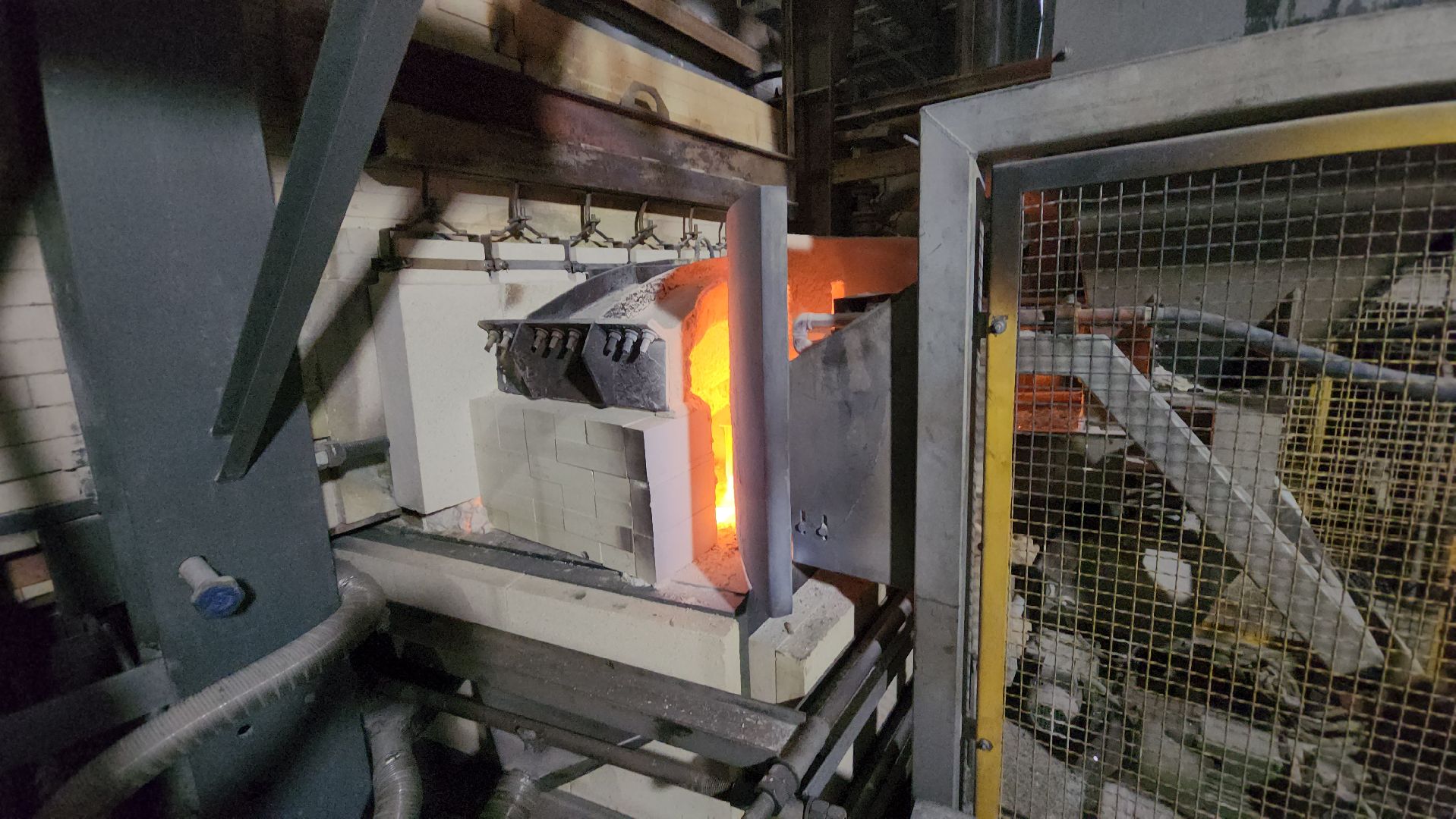 серпухов, технониколь, стекловолокно, стекловаренная печь, промышленное предприятие,