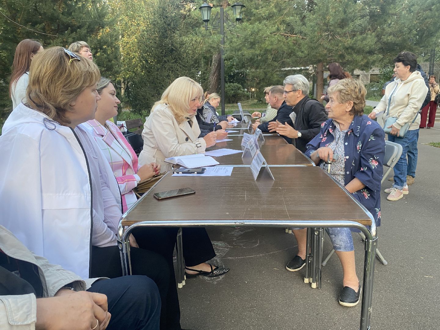 выездная администрация, встреча с жителями власиха,капремонт домов власиха, фонд капремонта мо, обращения жителей власихи,