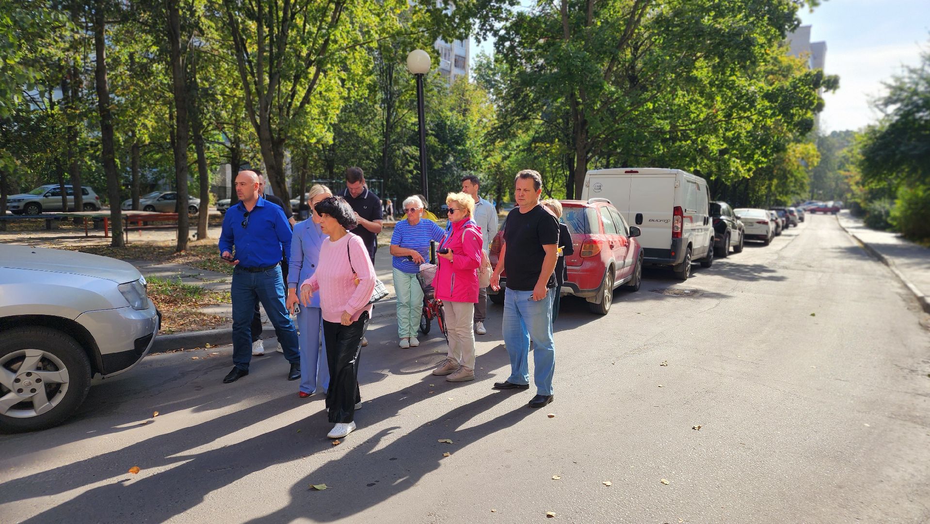 обход, обход города, встреча с жителями, протвино, лесной бульвар,