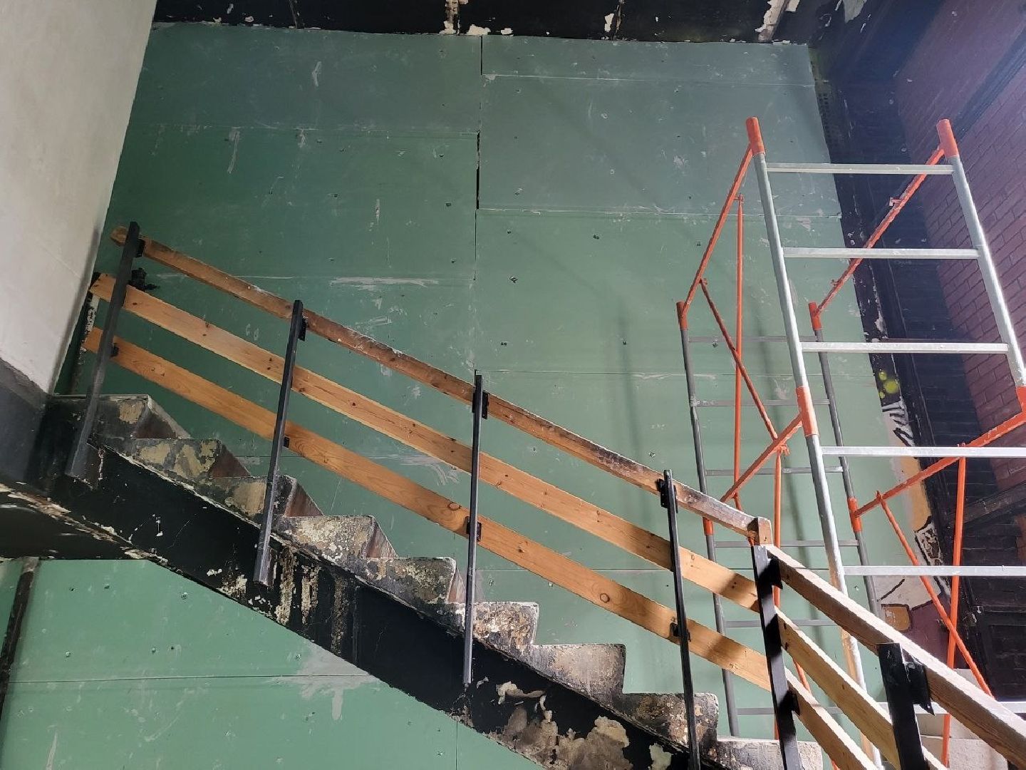 туристический клуб РВСН, ремонт КБО Власиха, ремонт во Власихе, ремонт после пожара, клуб туристов Власиха,