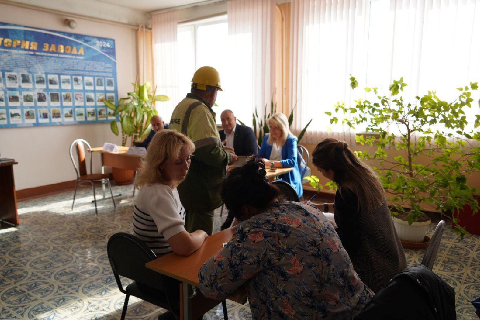 воскресенск, выездная администрация, люди, предприятие,