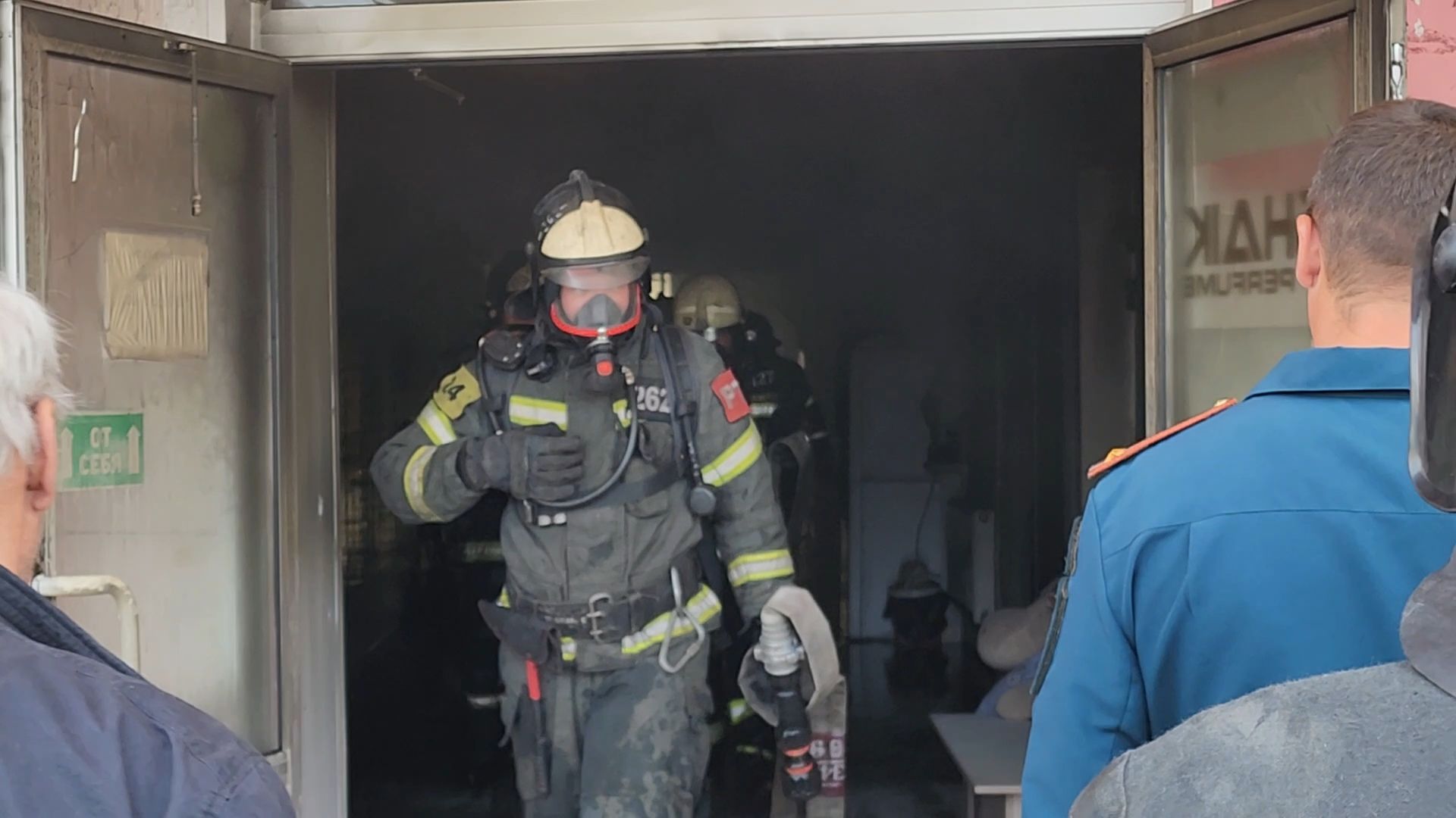 Бронницы, Пожар в ТЦ, Подар в Бронницах, Тушение пожара в Бронницах,