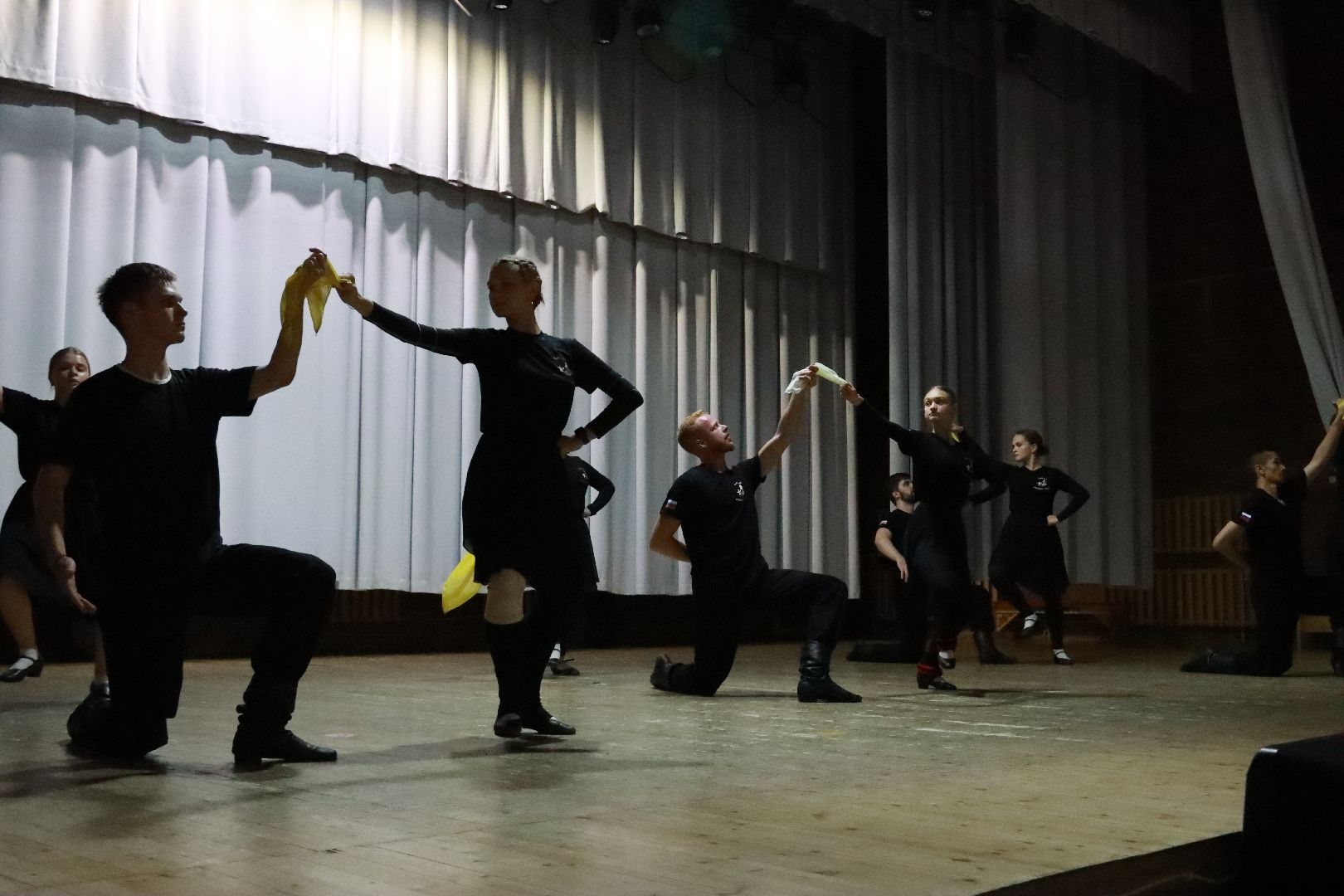 лауреаты, танцевальный ансамбль, народный ансамбль, международный фестиваль,