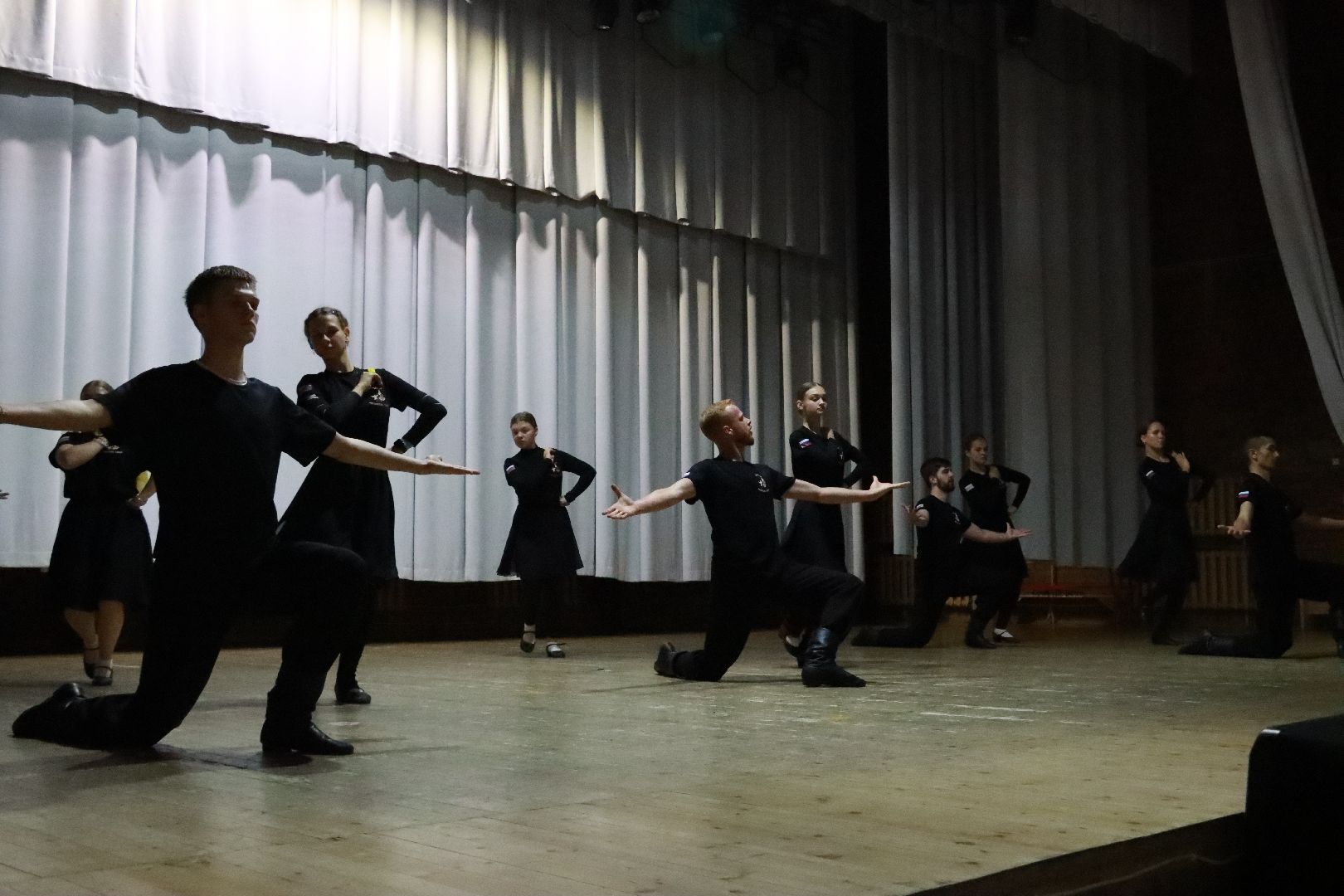 лауреаты, танцевальный ансамбль, народный ансамбль, международный фестиваль,