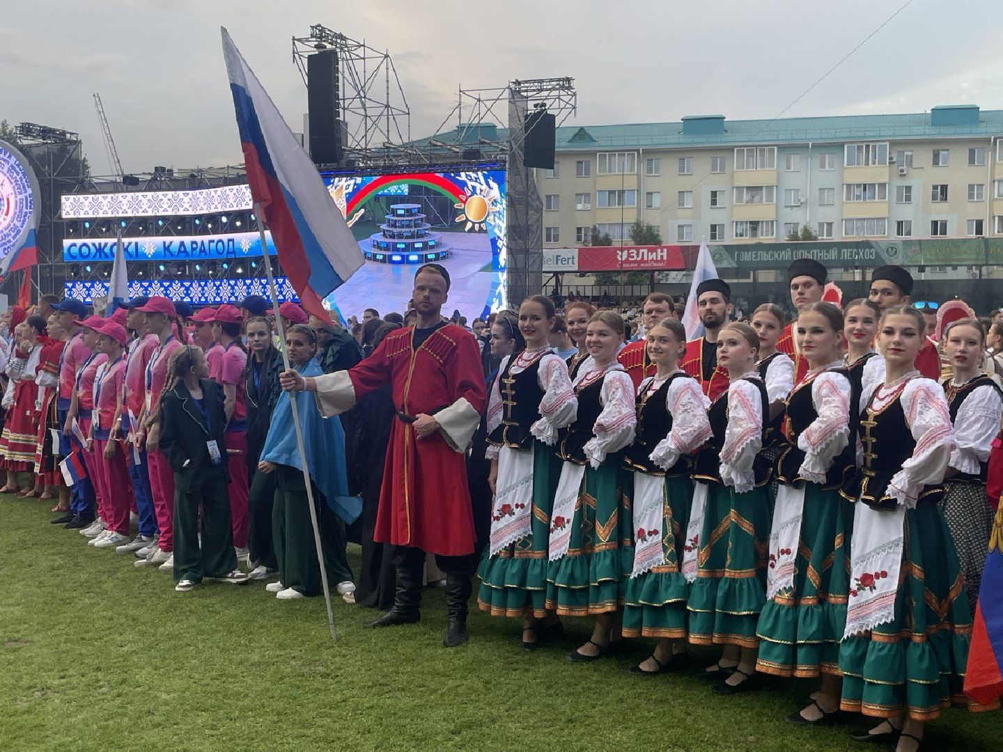 лауреаты, танцевальный ансамбль, народный ансамбль, международный фестиваль,