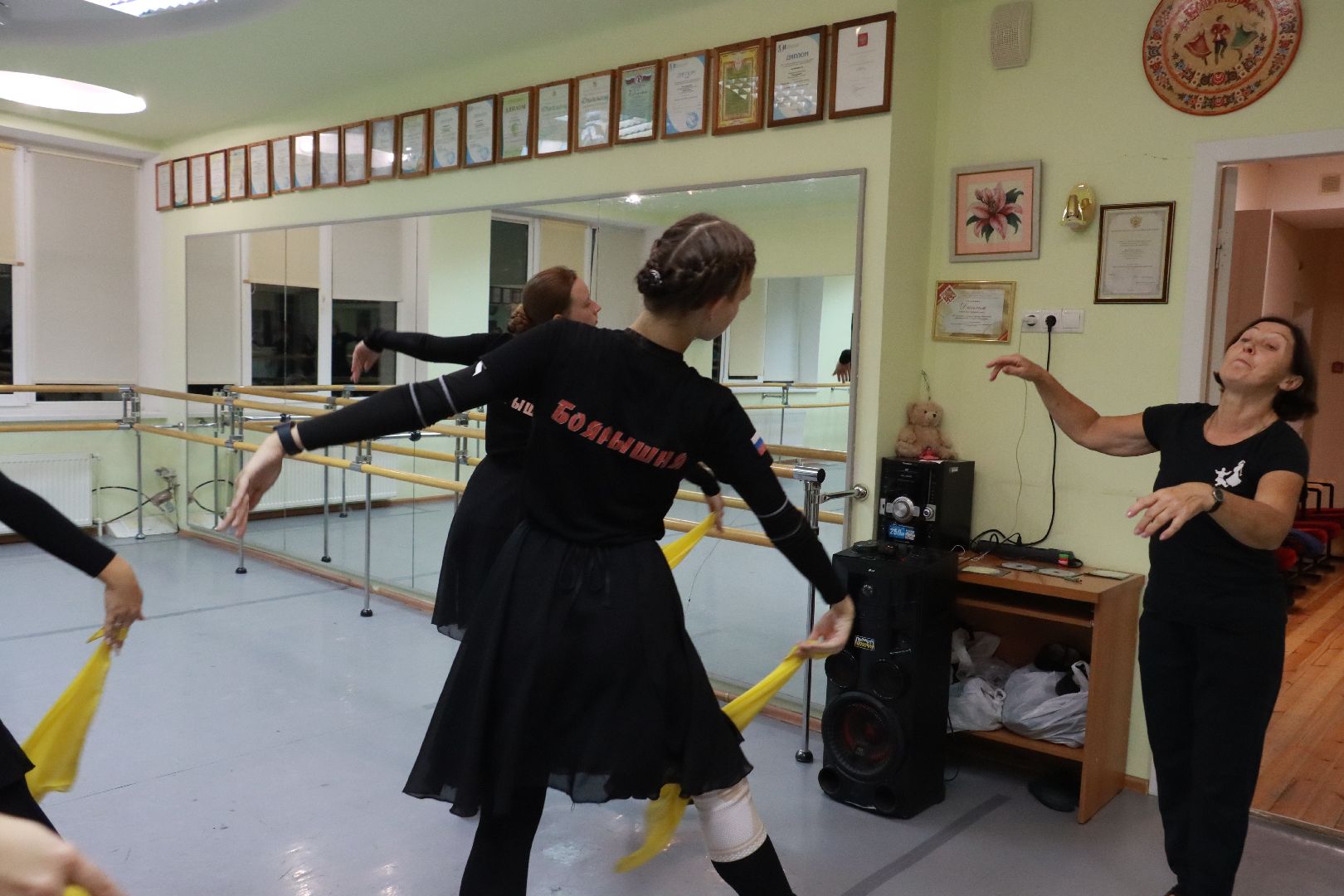 лауреаты, танцевальный ансамбль, народный ансамбль, международный фестиваль,