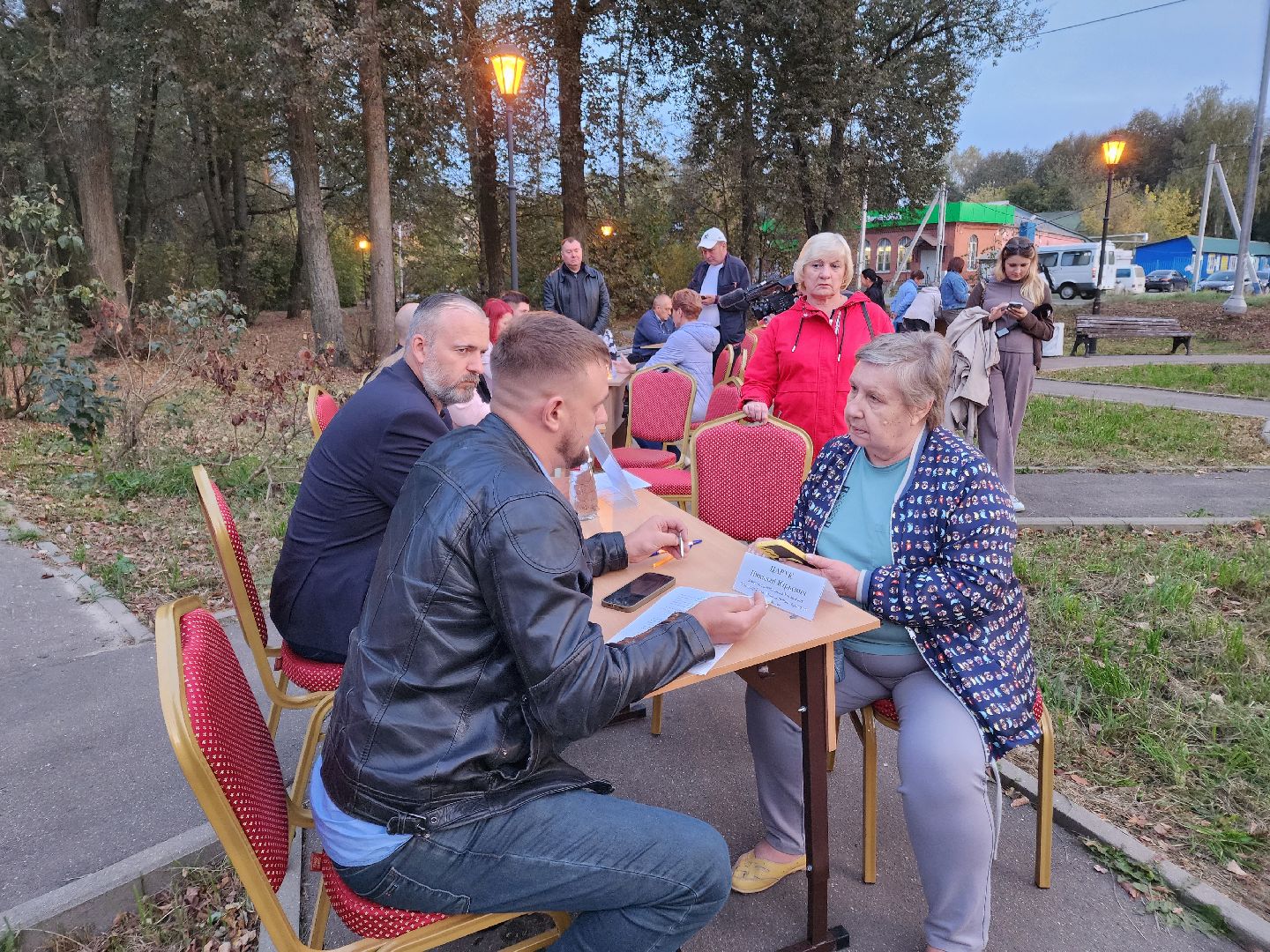 Чехов, село Троицкое, выездная администрация, встреча с жителями, обращения жителей, деревня Ивачково, ремонт дороги, очистка канавы, содержание территории, дорожный ремонт,