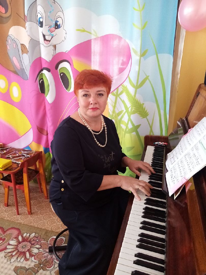 Чехов, гимназия 2, дошкольное отделение, День воспитателя, музыкальный работник, Ирина Первова, поздравления, торжественное мероприятие,