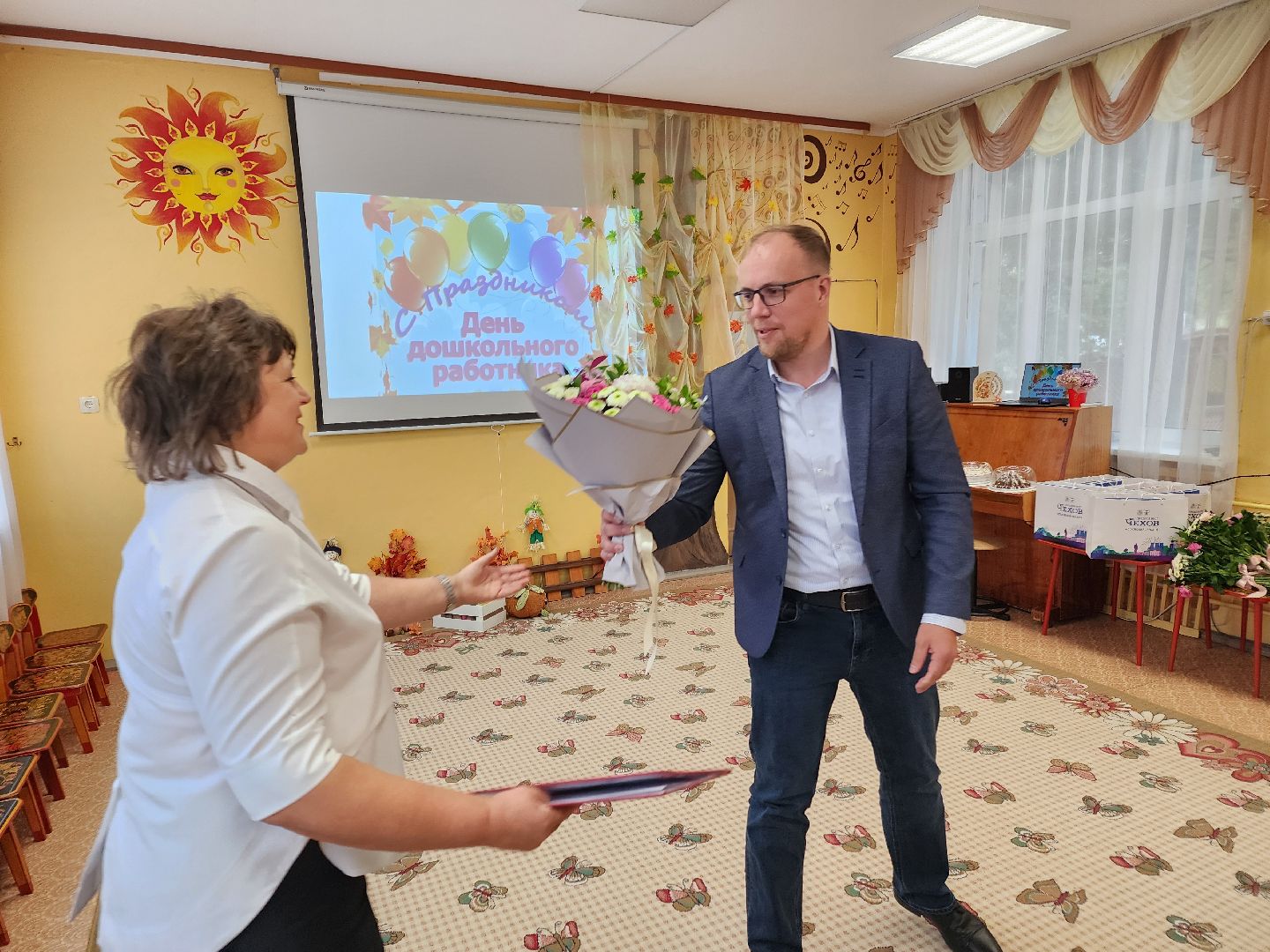 Чехов, гимназия 2, дошкольное отделение, День воспитателя, музыкальный работник, Ирина Первова, поздравления, торжественное мероприятие,