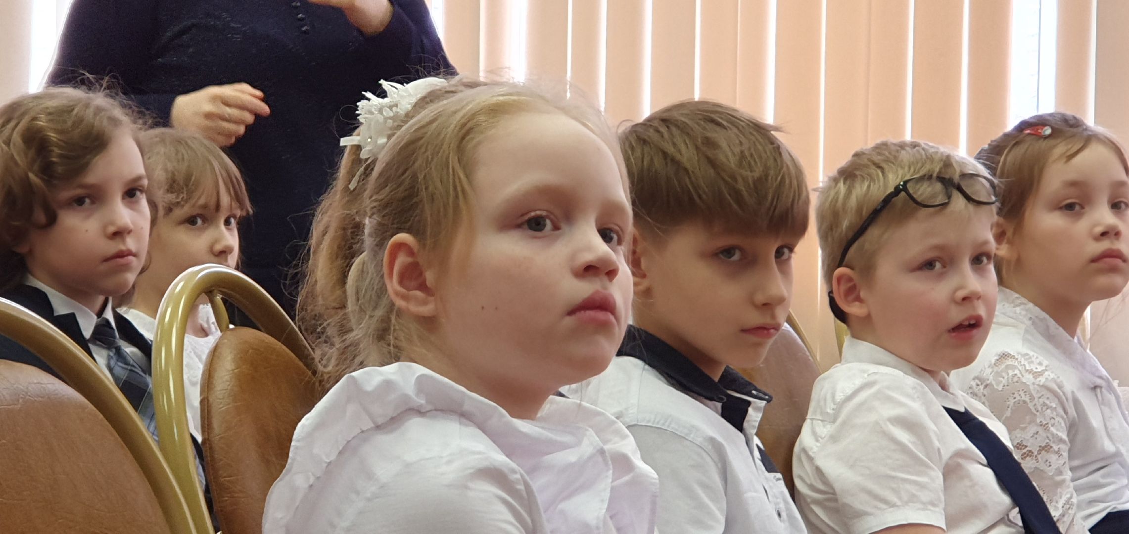 Литература, образование, младшеклассники, Дзержинский, библиотека