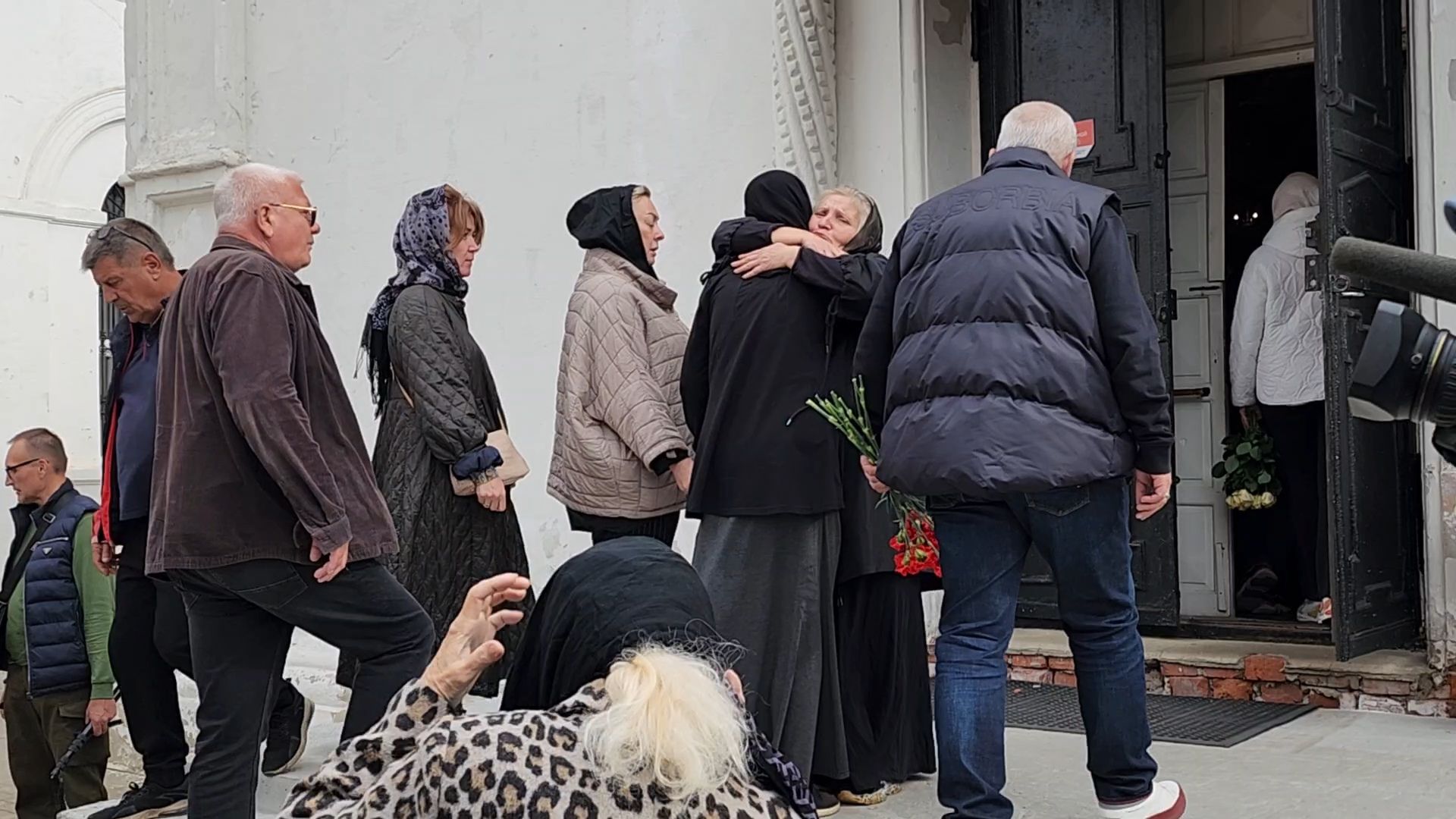 Бронницы, Прощание с Мадяновым, Храм Михаила Архангела, Храмовый комплекс в Бронницах,