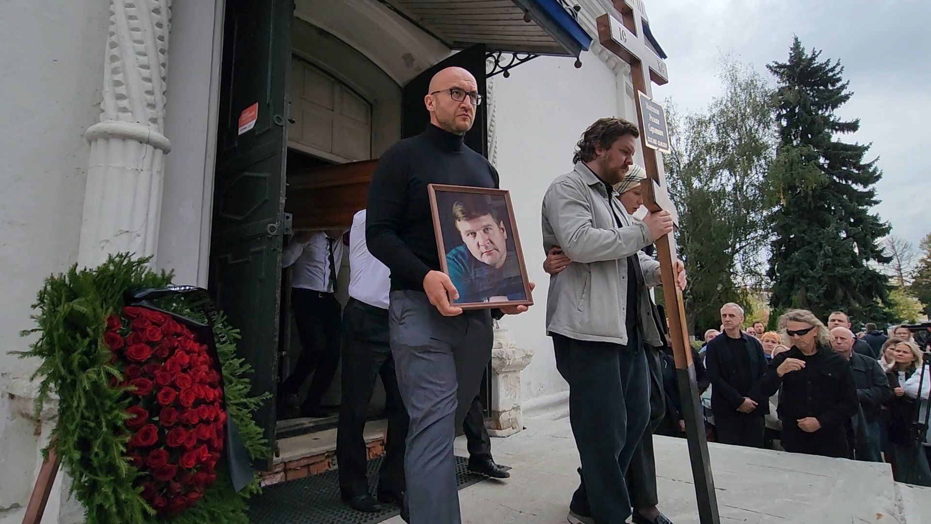 Бронницы, Прощание с Мадяновым, Храм Михаила Архангела, Храмовый комплекс в Бронницах,