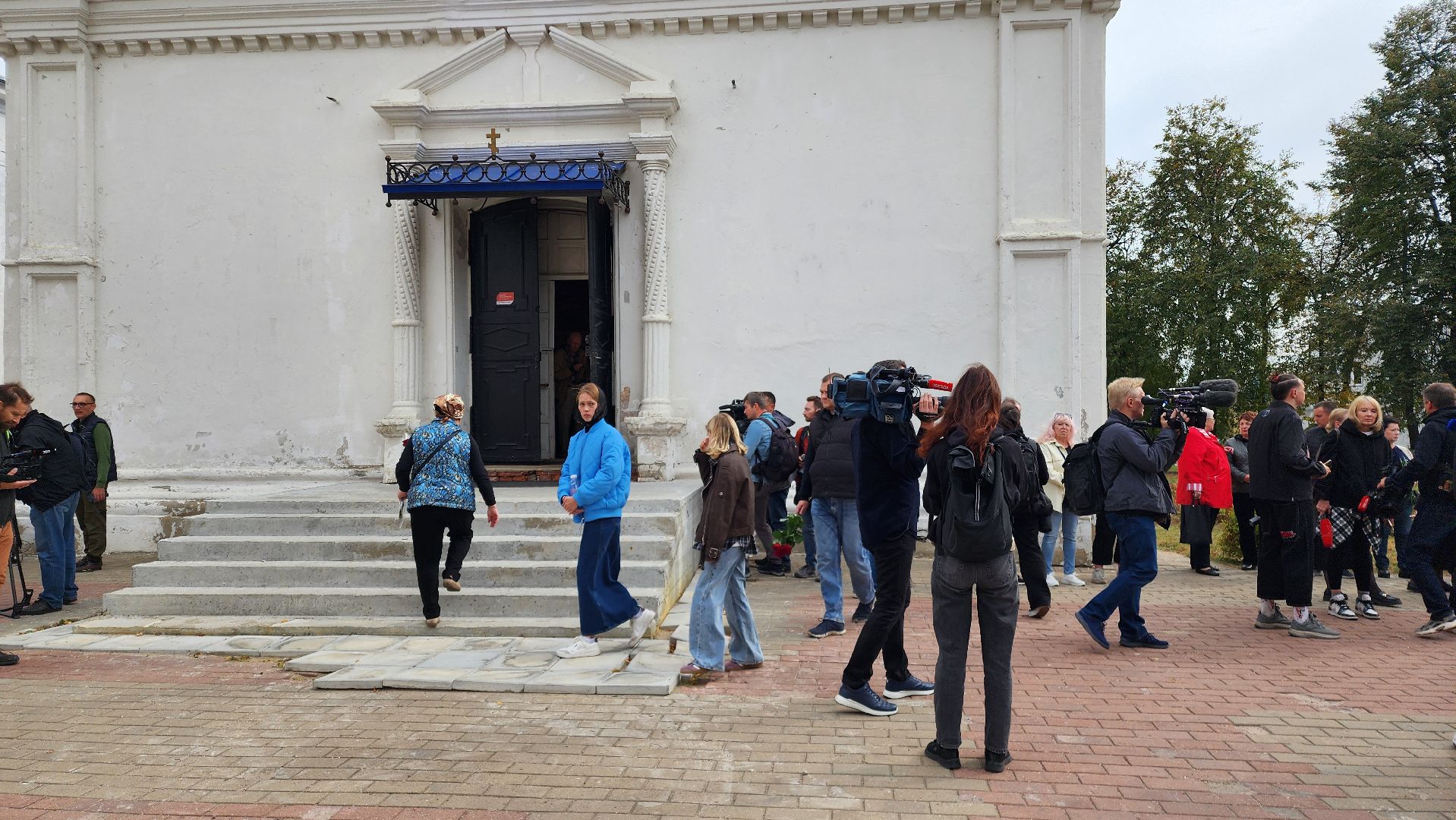 Бронницы, Прощание с Мадяновым, Храм Михаила Архангела, Храмовый комплекс в Бронницах,