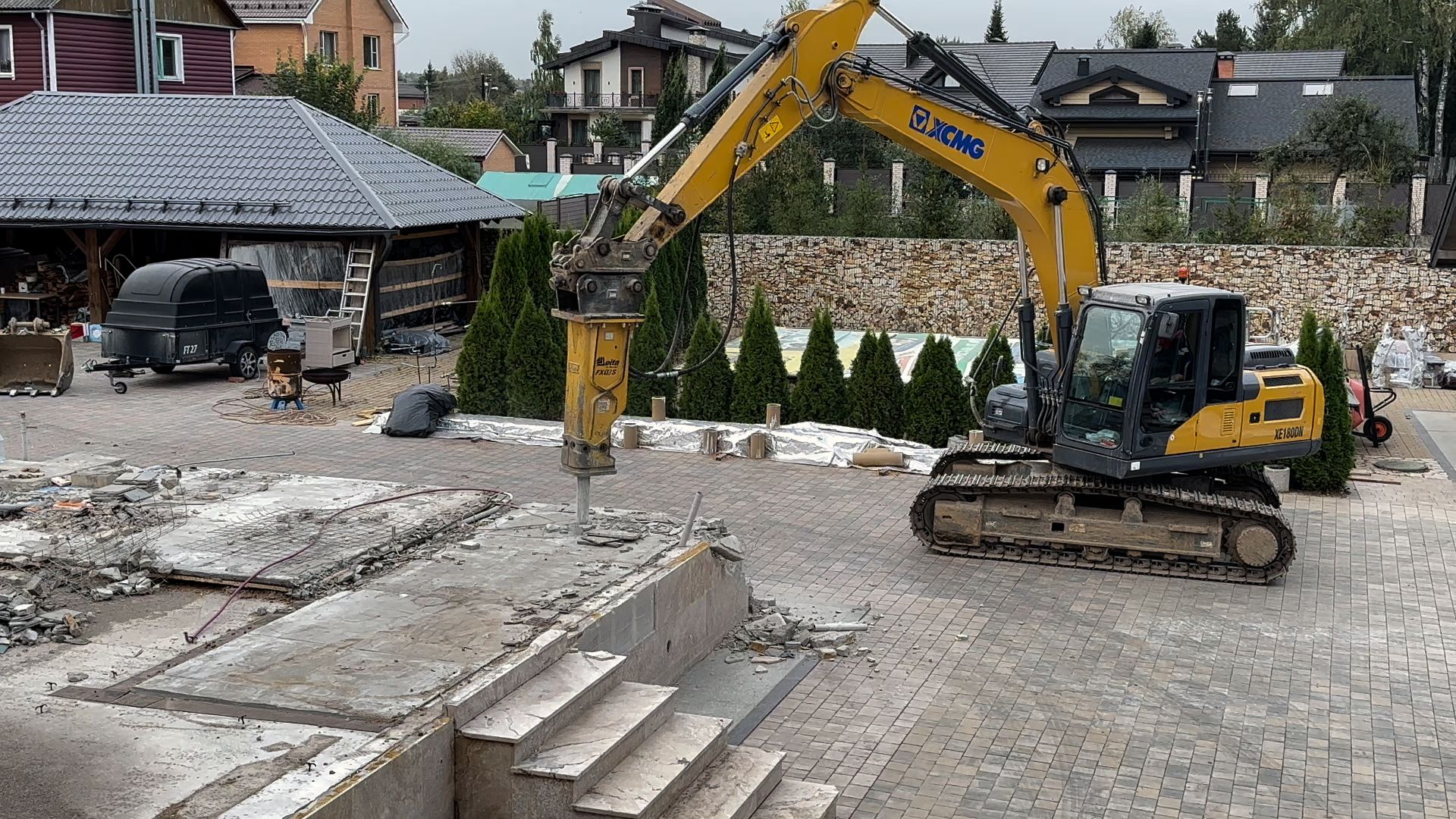 снос незаконный строений,